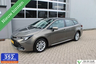 Toyota Corolla Touring Sports Hybrid 140 Active 1e Eig | NL Auto | Boekjes.