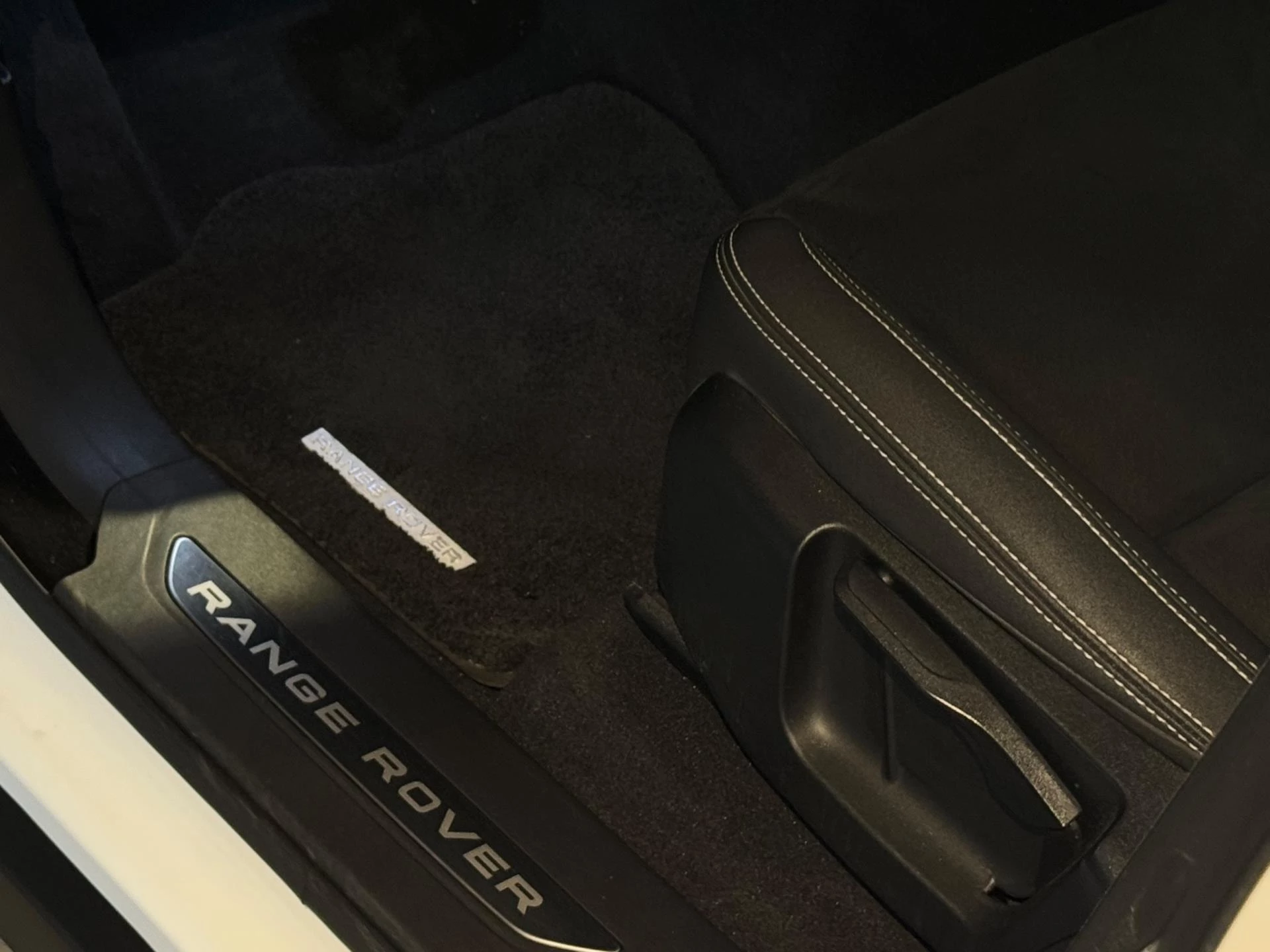 Hoofdafbeelding Land Rover Range Rover Velar