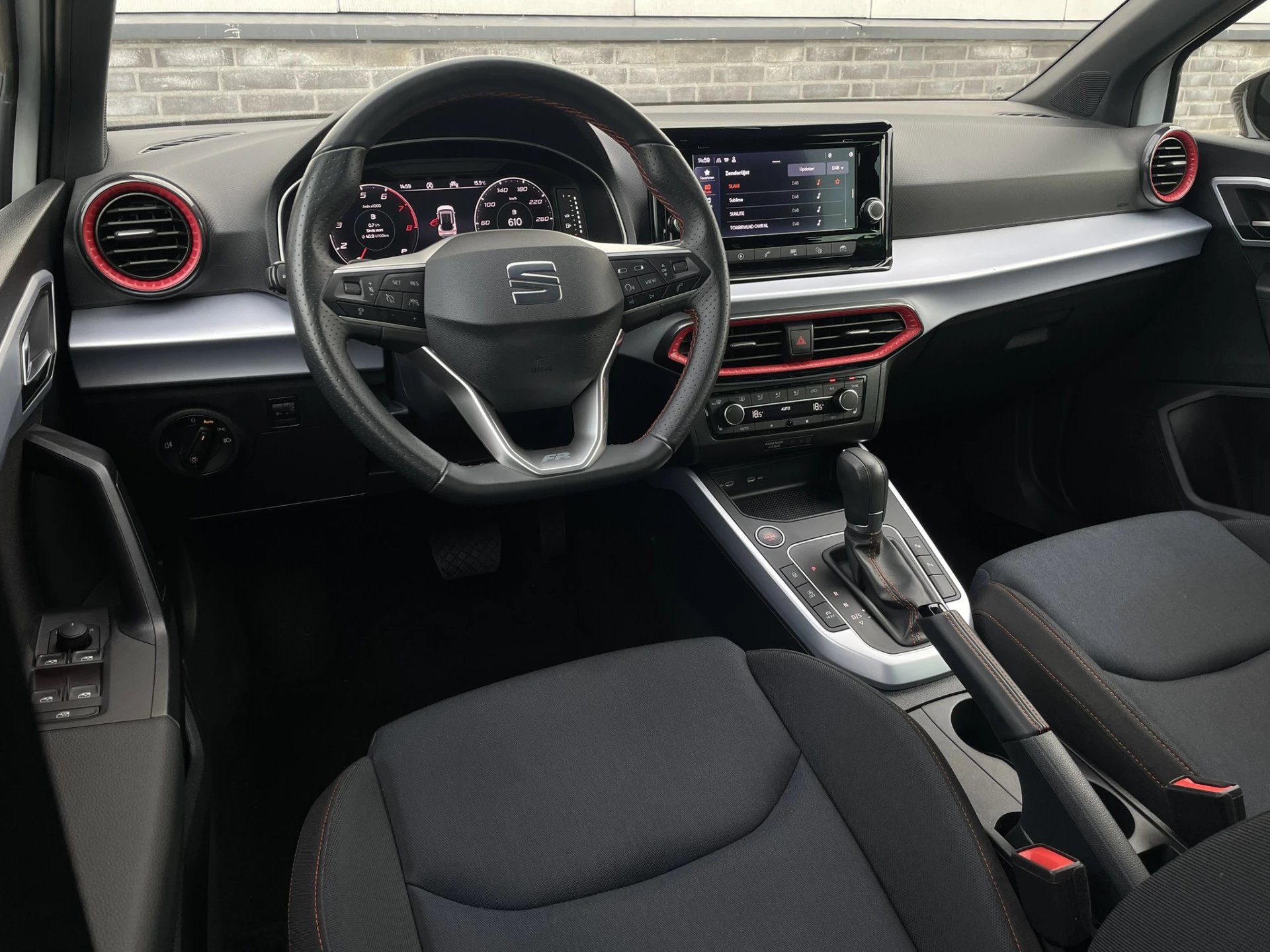 Hoofdafbeelding SEAT Arona