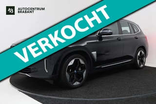 BMW IX3 High Executive 80 kWh M-pakket SoH 99% (1e eig, NL-auto, Dealer OnderH, Trekhaak, Panoramadak, Camera, Leder, StoelV, Etc)