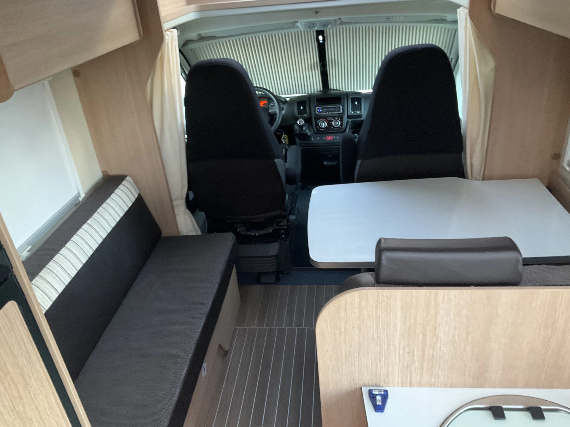 Hoofdafbeelding Carado T 59 2.3 131pk Airco Cruise Trekhaak Fietsendrager 2-Persoons Sunlight Carado