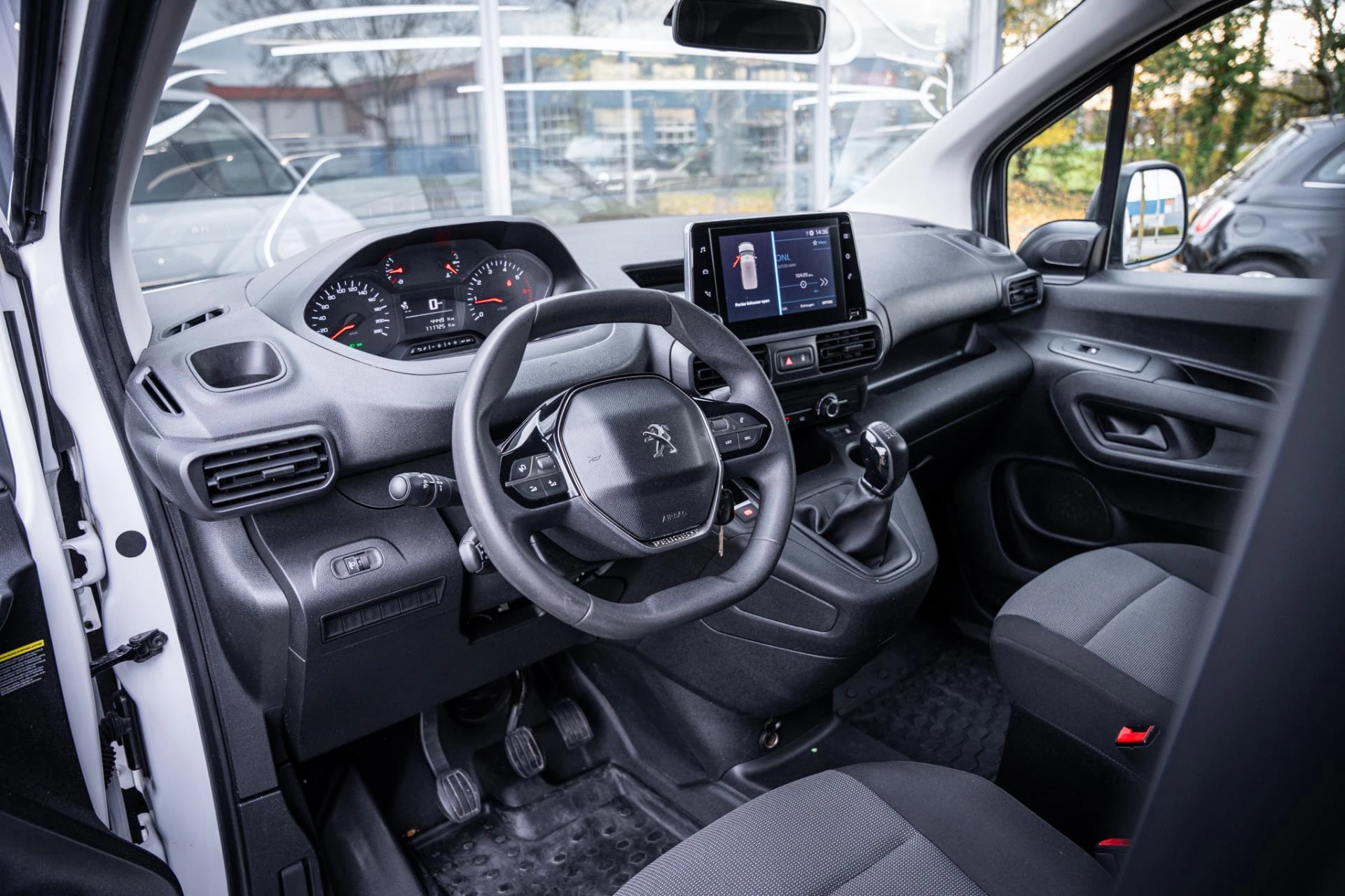 Hoofdafbeelding Peugeot Partner