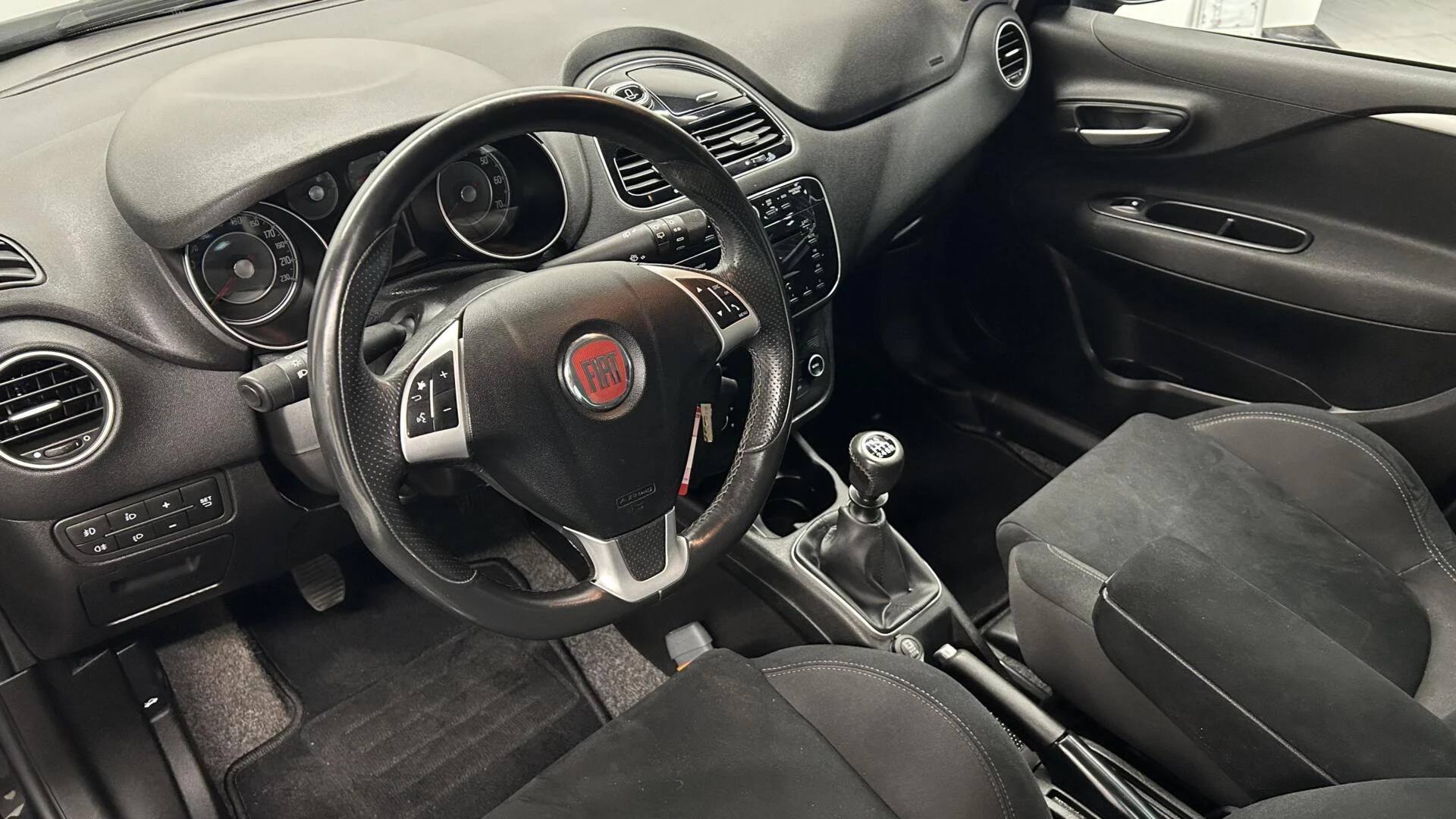 Hoofdafbeelding Fiat Punto