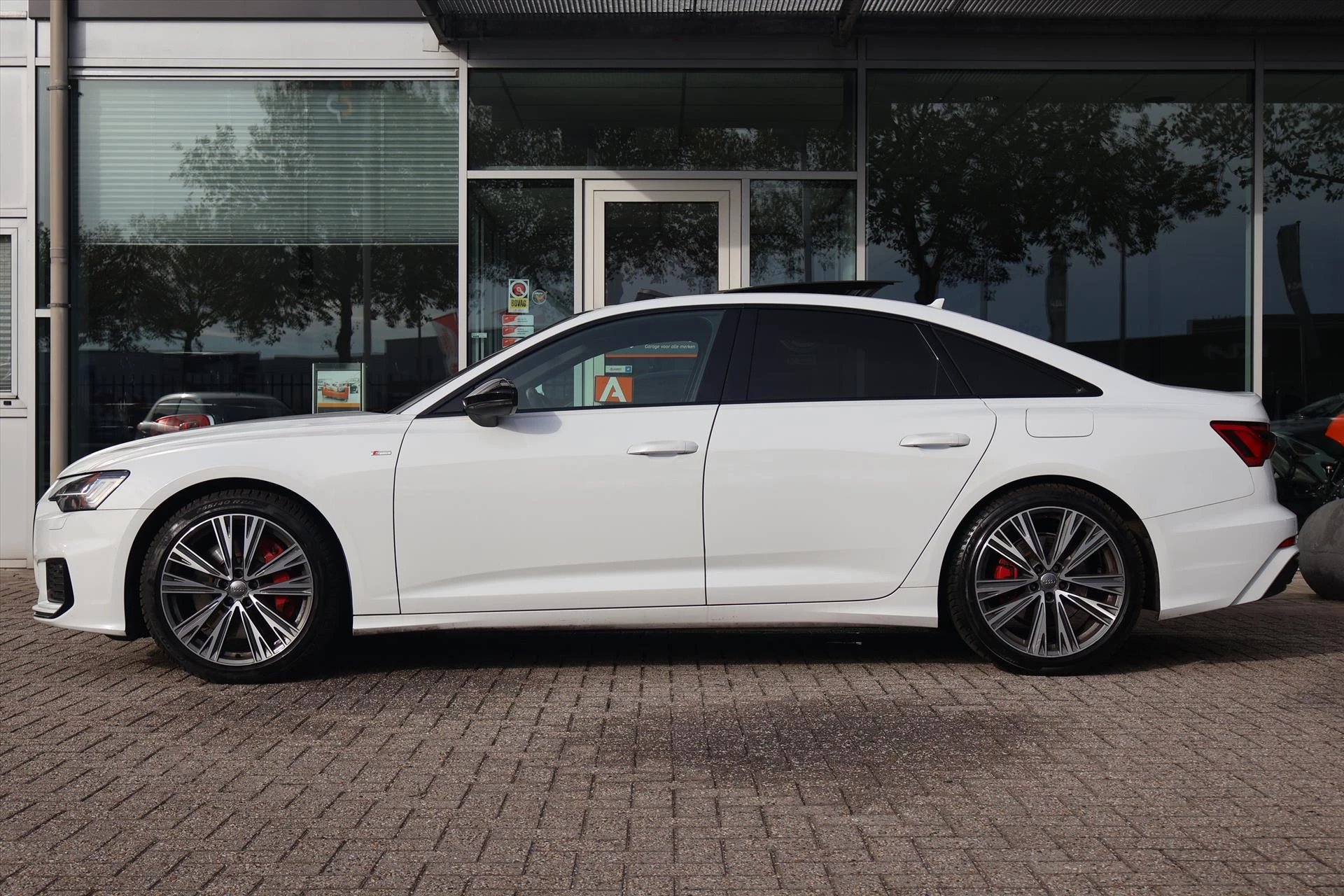 Hoofdafbeelding Audi A6