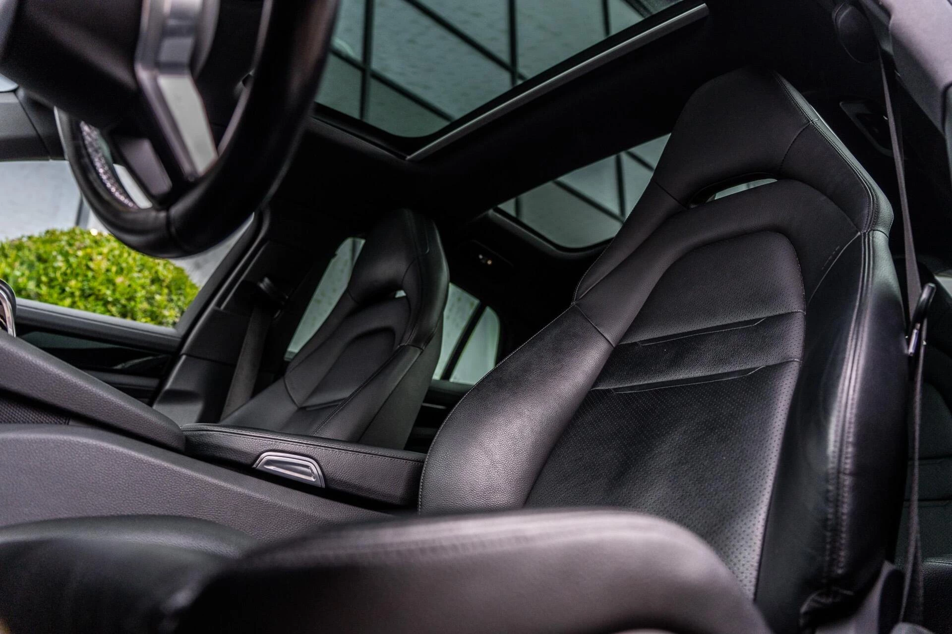 Hoofdafbeelding Porsche Panamera