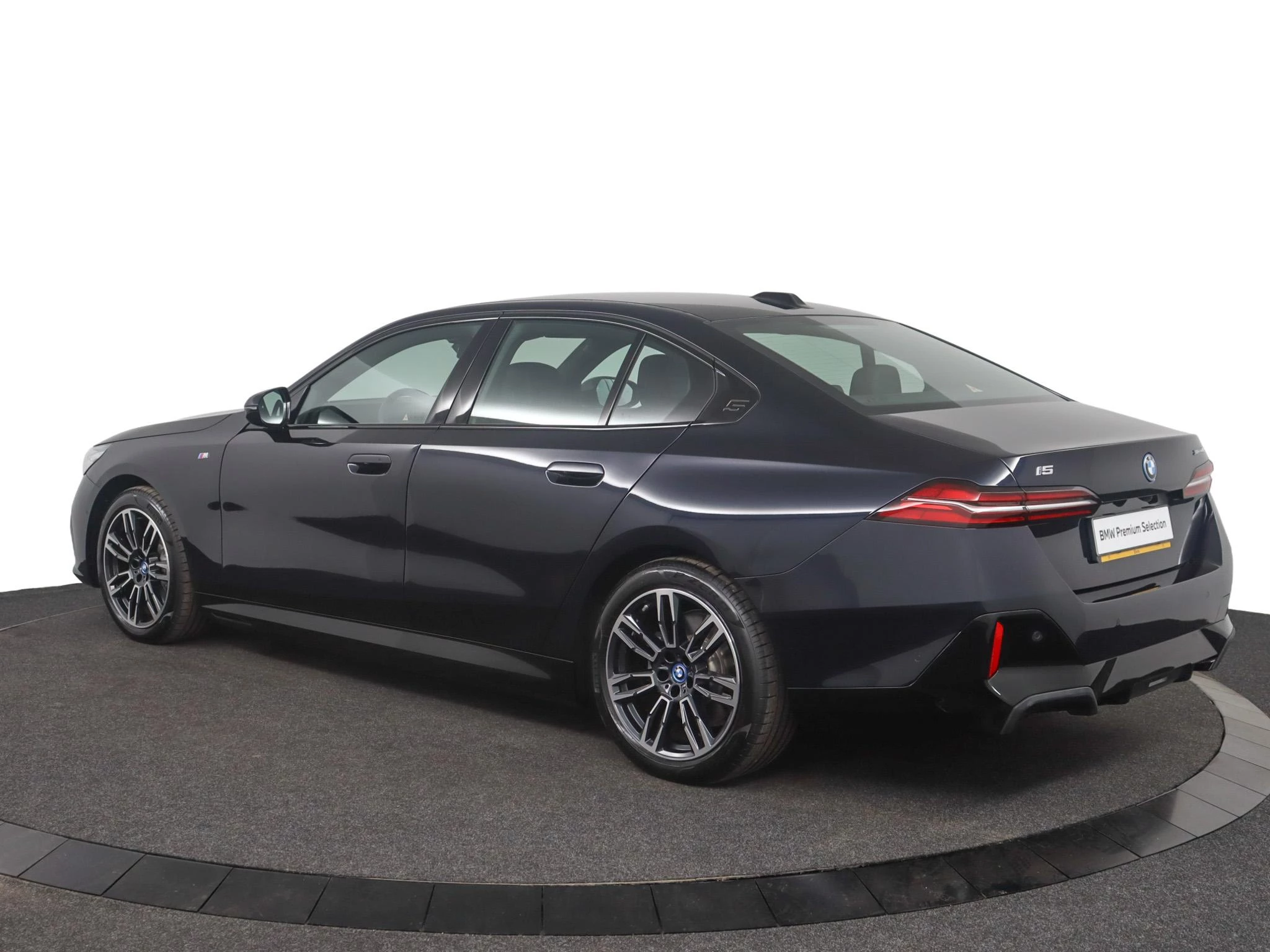 Hoofdafbeelding BMW i5