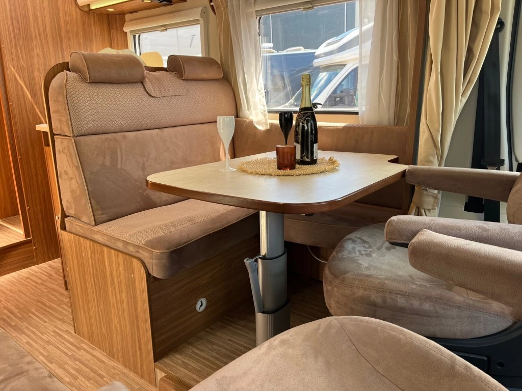 Hoofdafbeelding Carado T 447 Enkele Bedden Hefbed