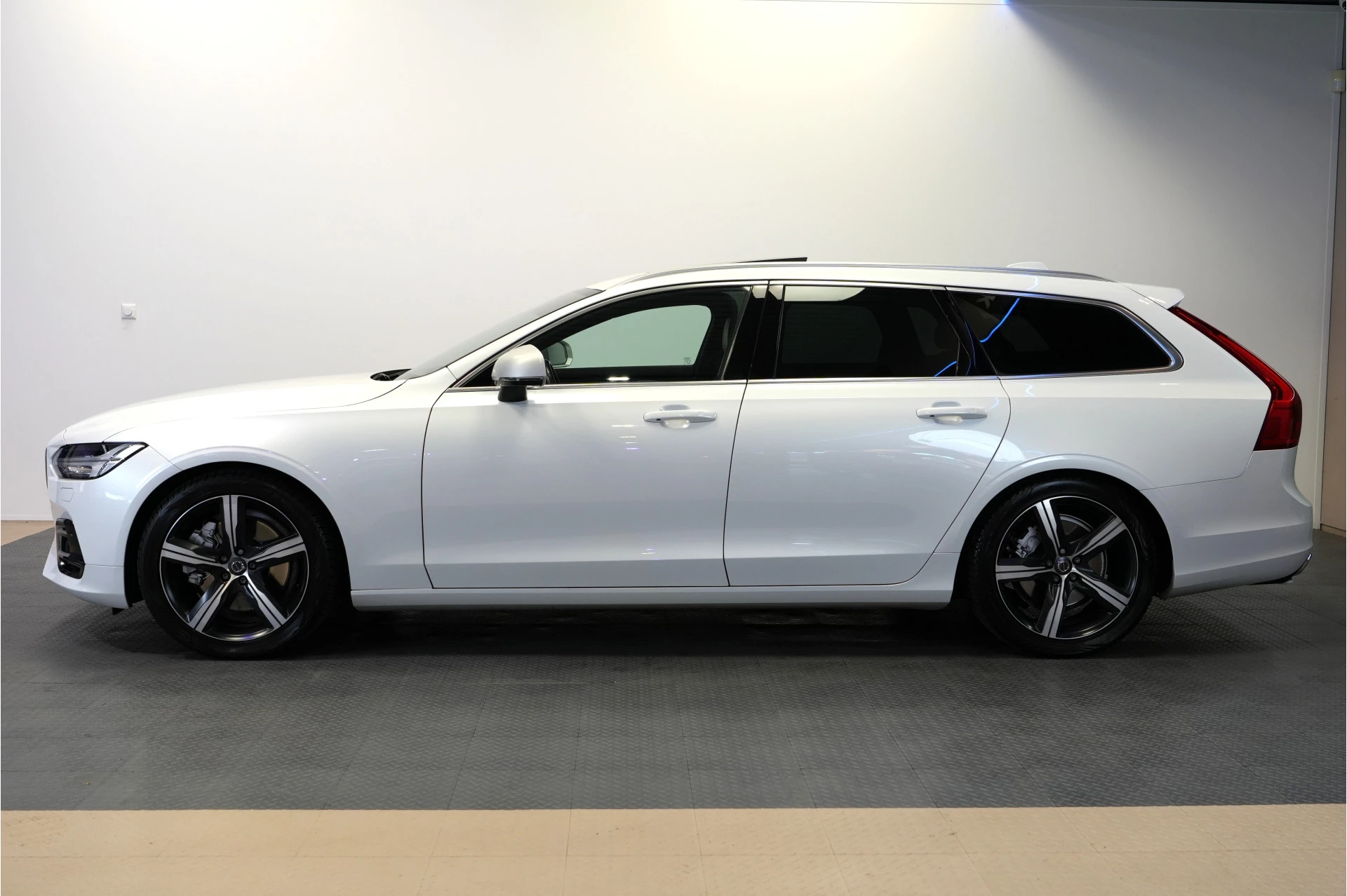 Hoofdafbeelding Volvo V90