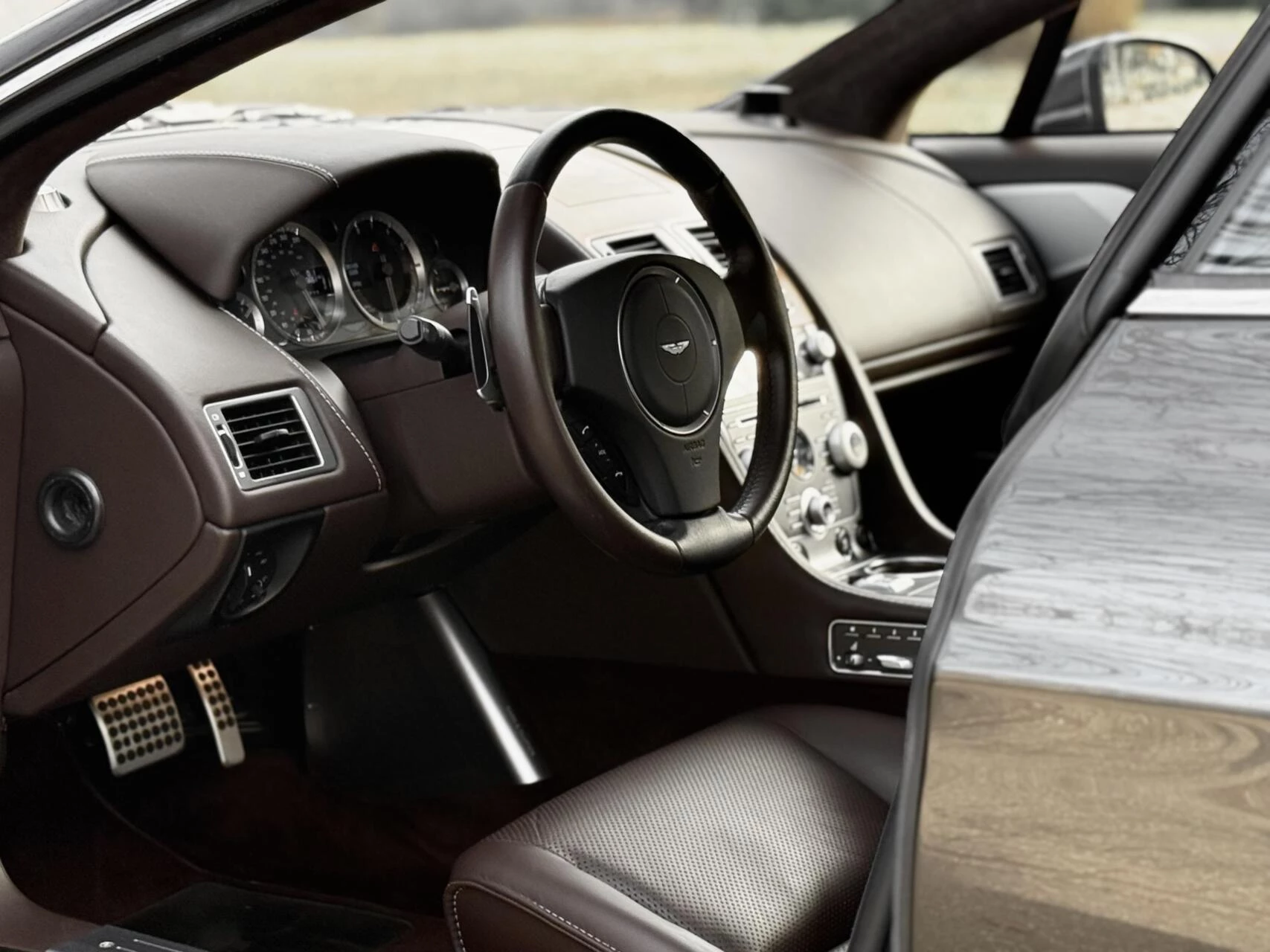 Hoofdafbeelding Aston Martin Rapide