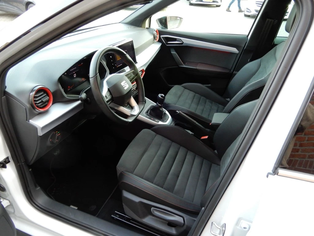 Hoofdafbeelding SEAT Arona