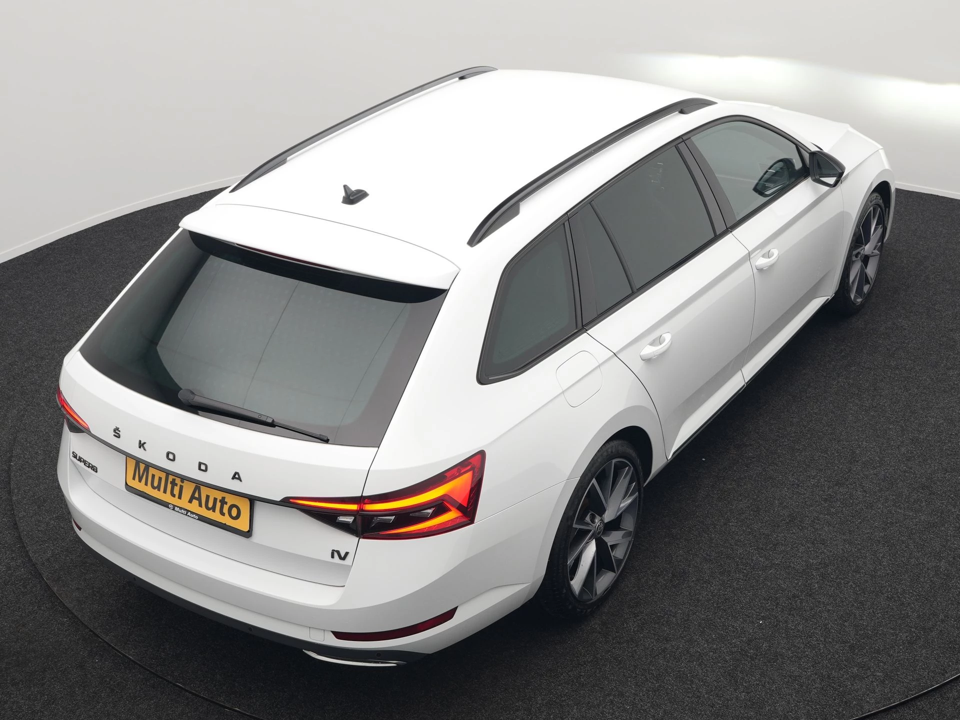 Hoofdafbeelding Škoda Superb