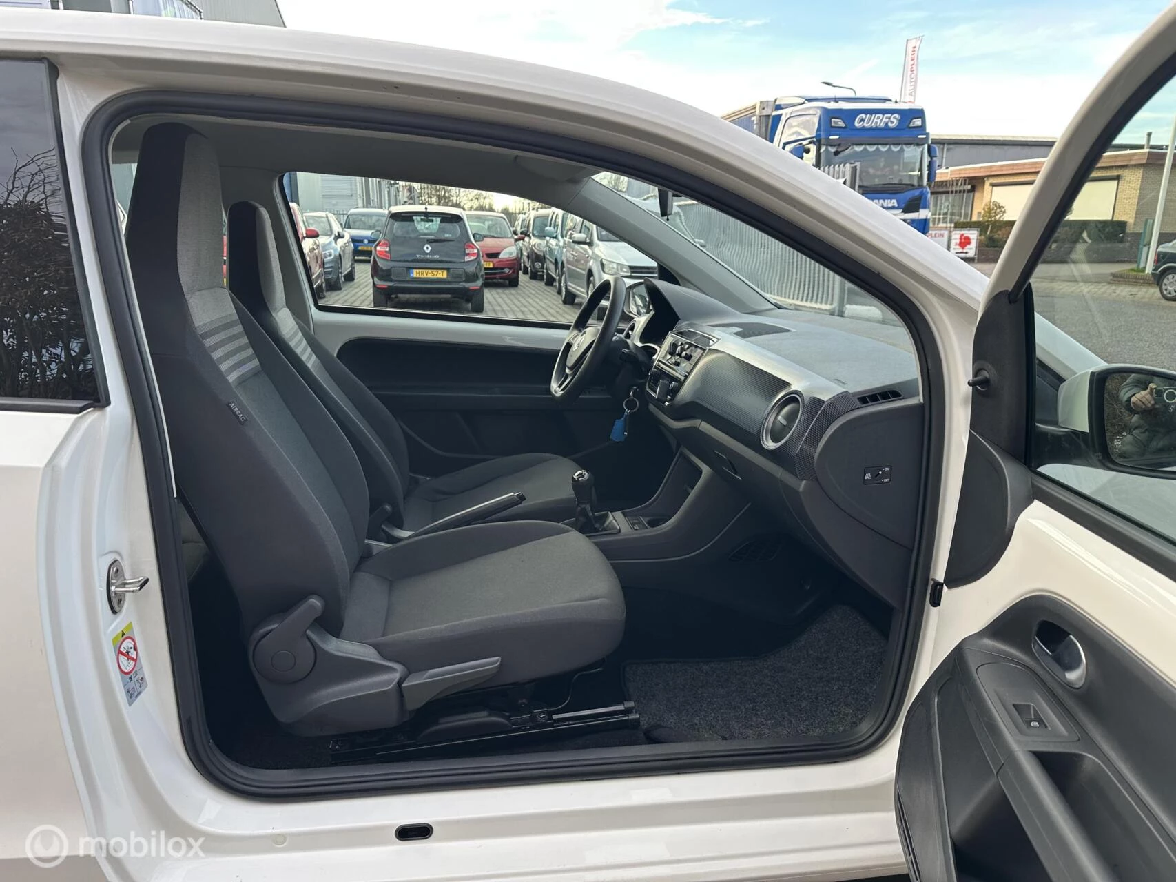 Hoofdafbeelding Volkswagen up!