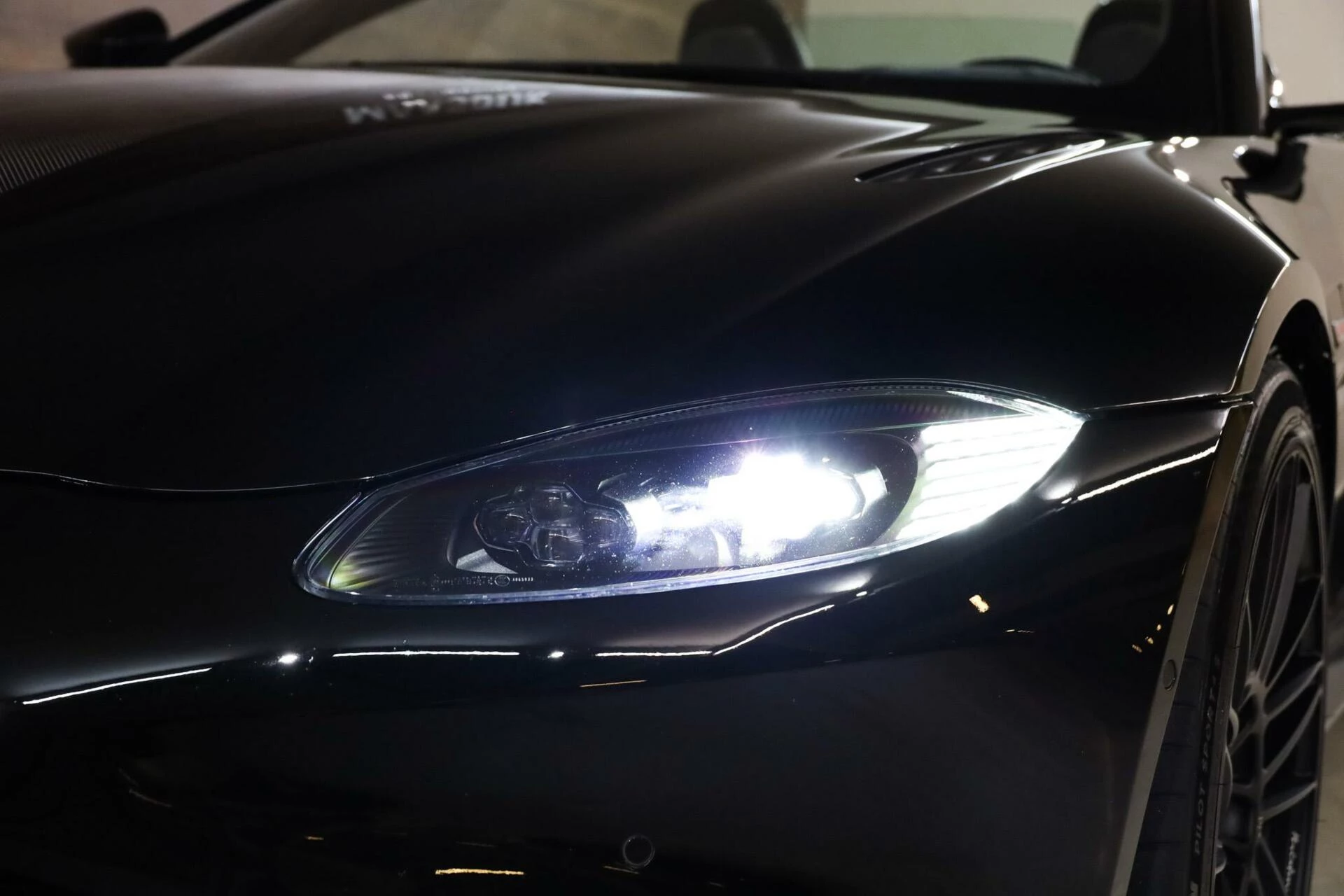 Hoofdafbeelding Aston Martin V8 Vantage