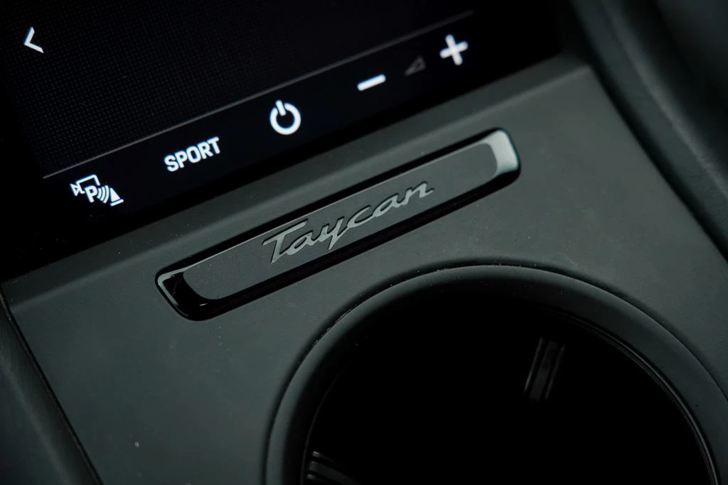 Hoofdafbeelding Porsche Taycan
