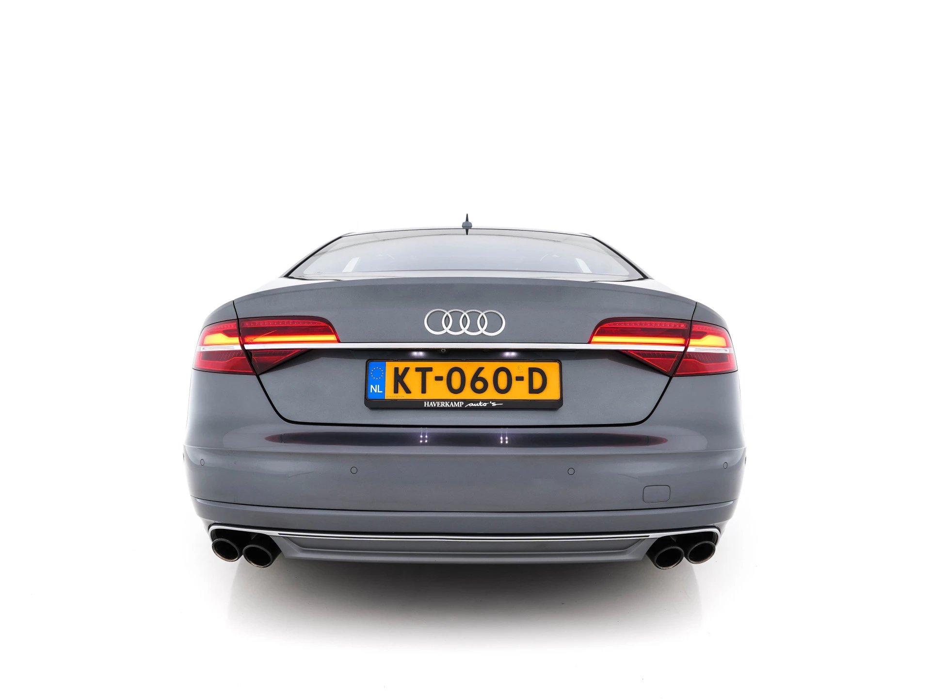 Hoofdafbeelding Audi S8