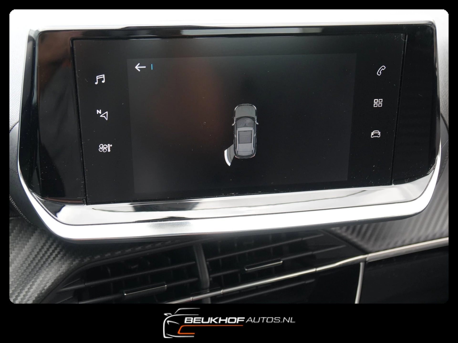 Hoofdafbeelding Peugeot e-2008