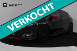 Ford Focus 1.0 Titanium (TREKHAAK, STOELVERWARMING, NAVIGATIE, CRUISE CONTROL, PARKEERSENSOREN)