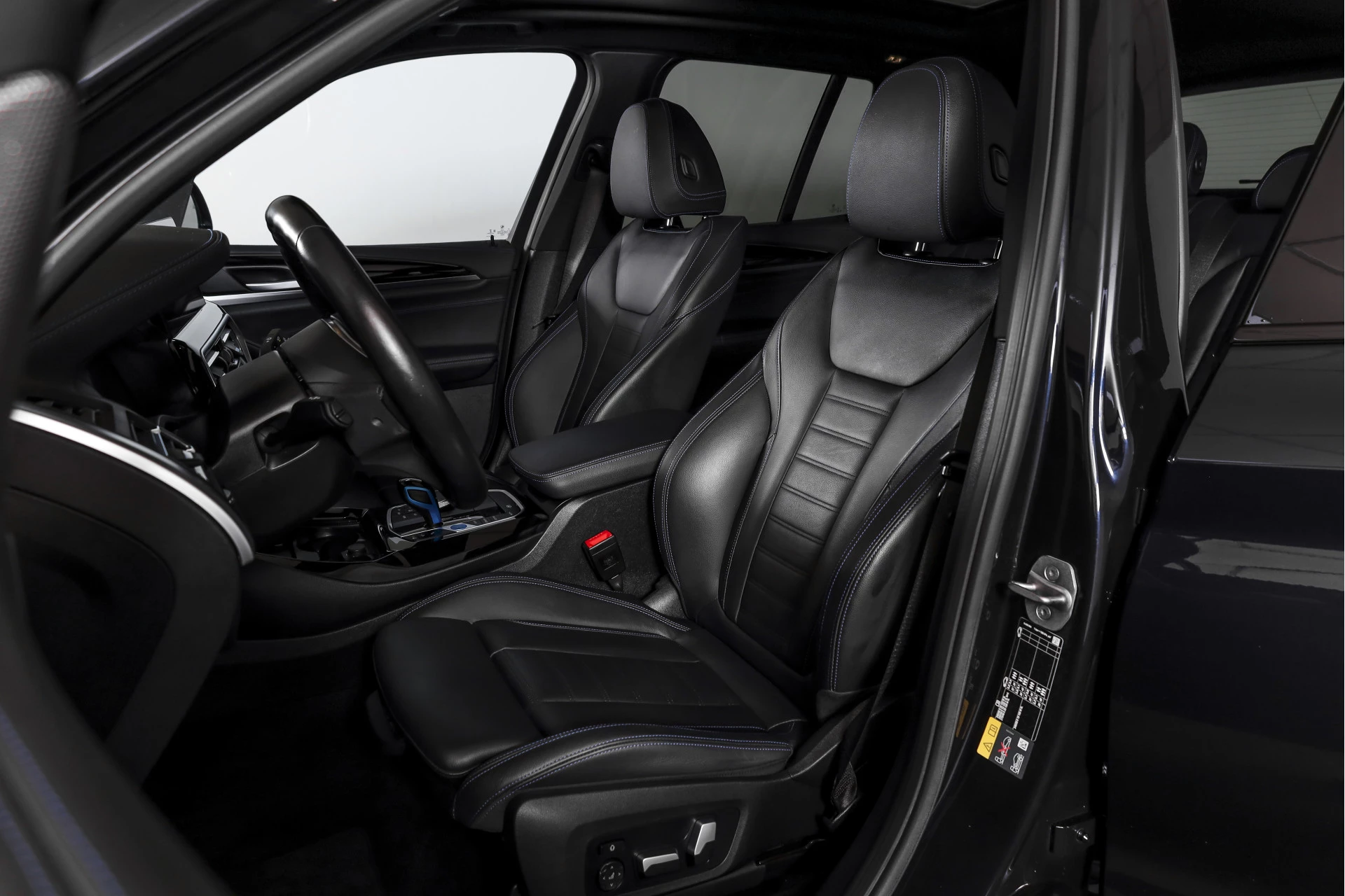 Hoofdafbeelding BMW iX3