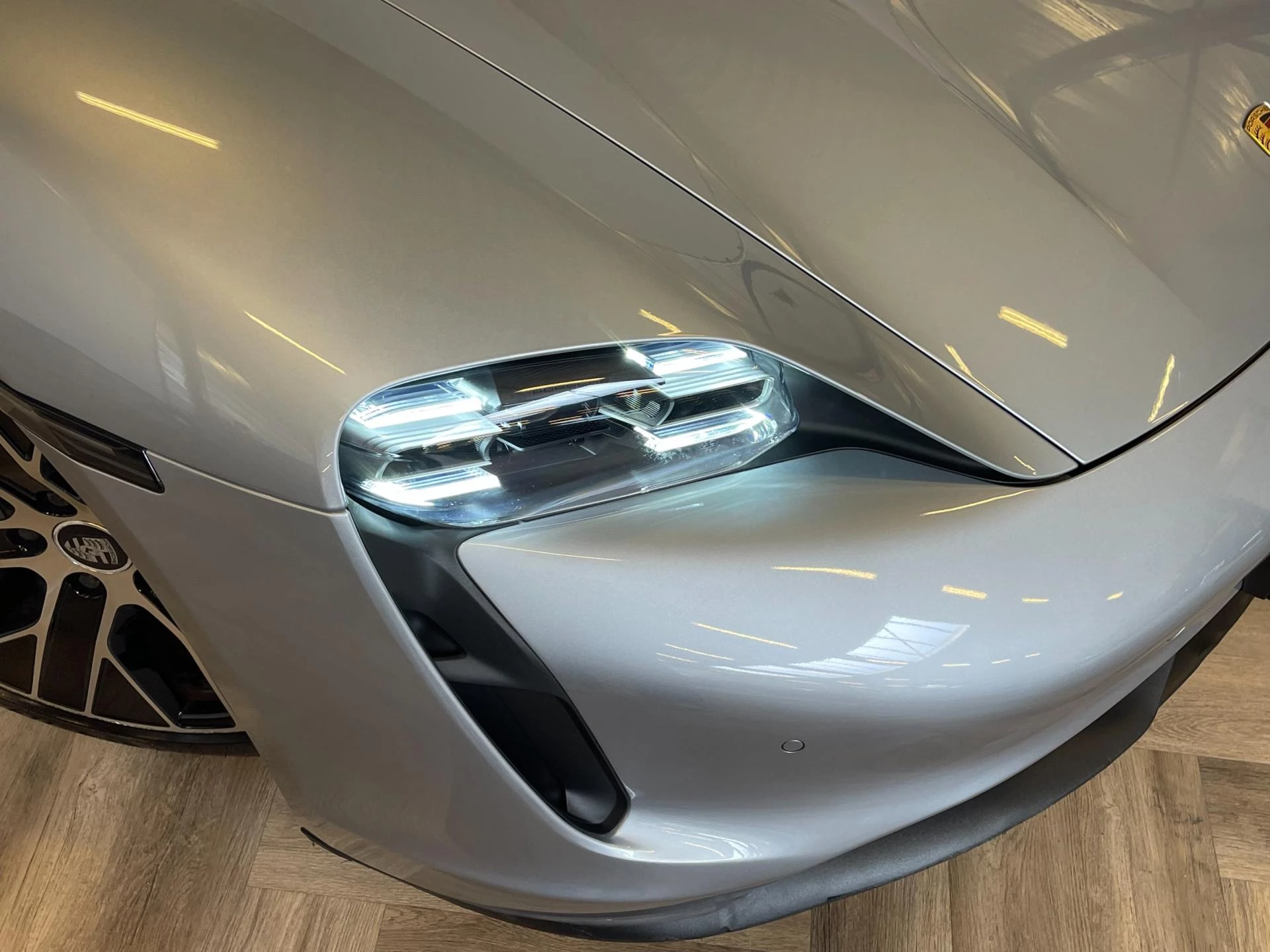 Hoofdafbeelding Porsche Taycan