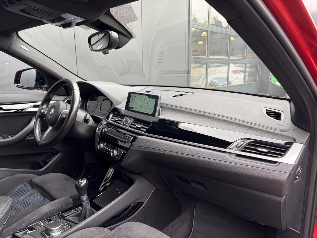 Hoofdafbeelding BMW X2
