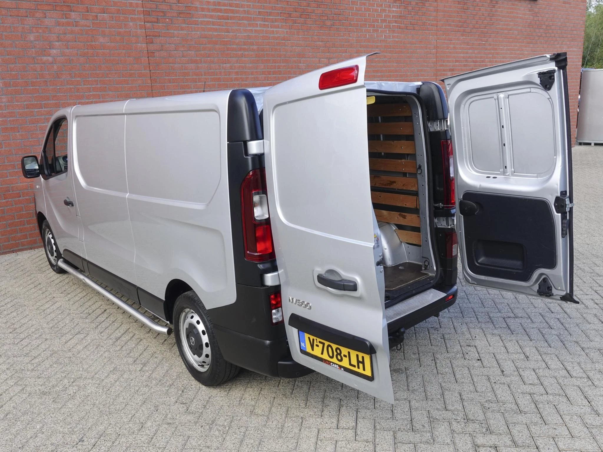 Hoofdafbeelding Nissan NV300