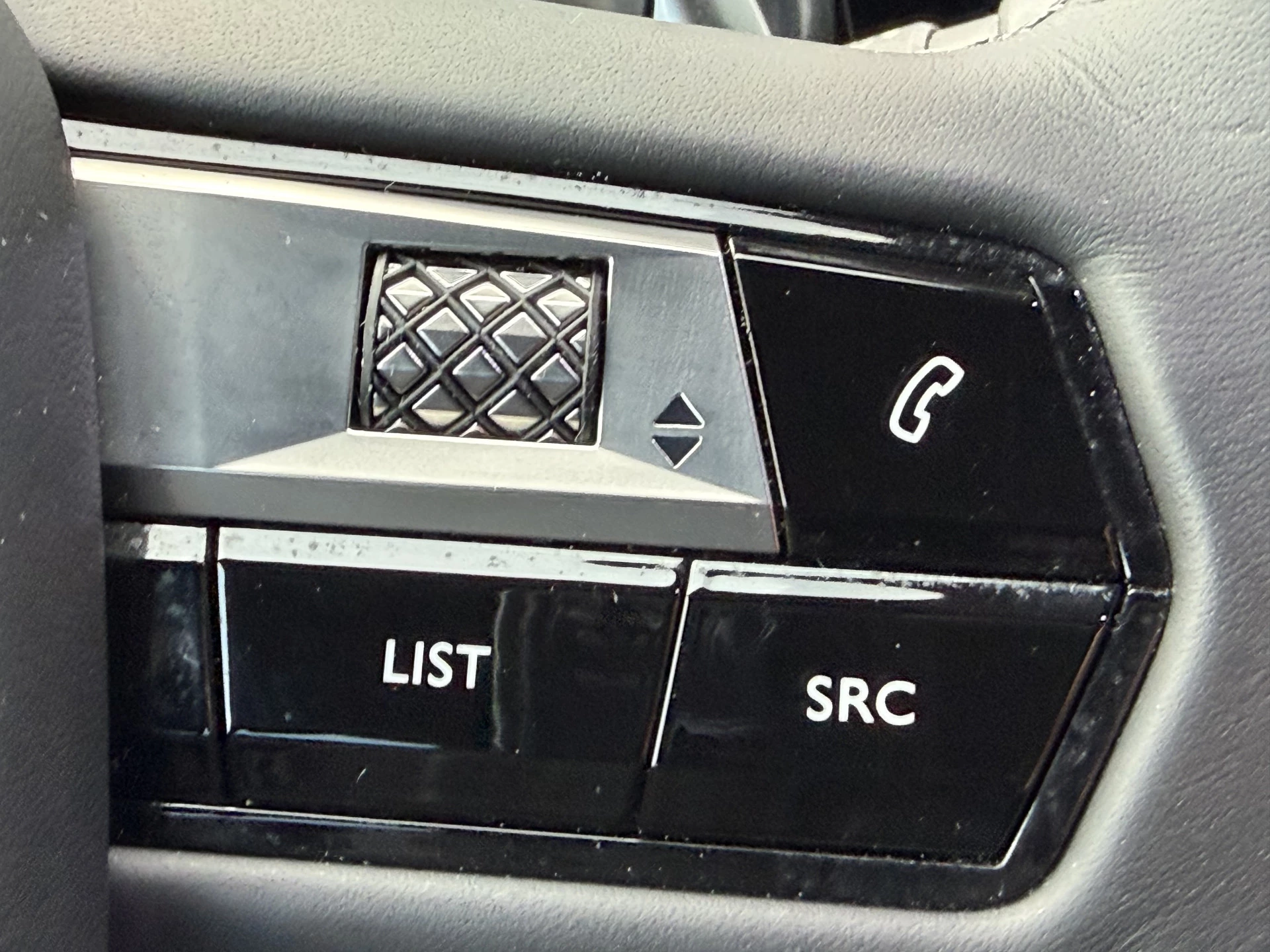 Hoofdafbeelding DS DS 7