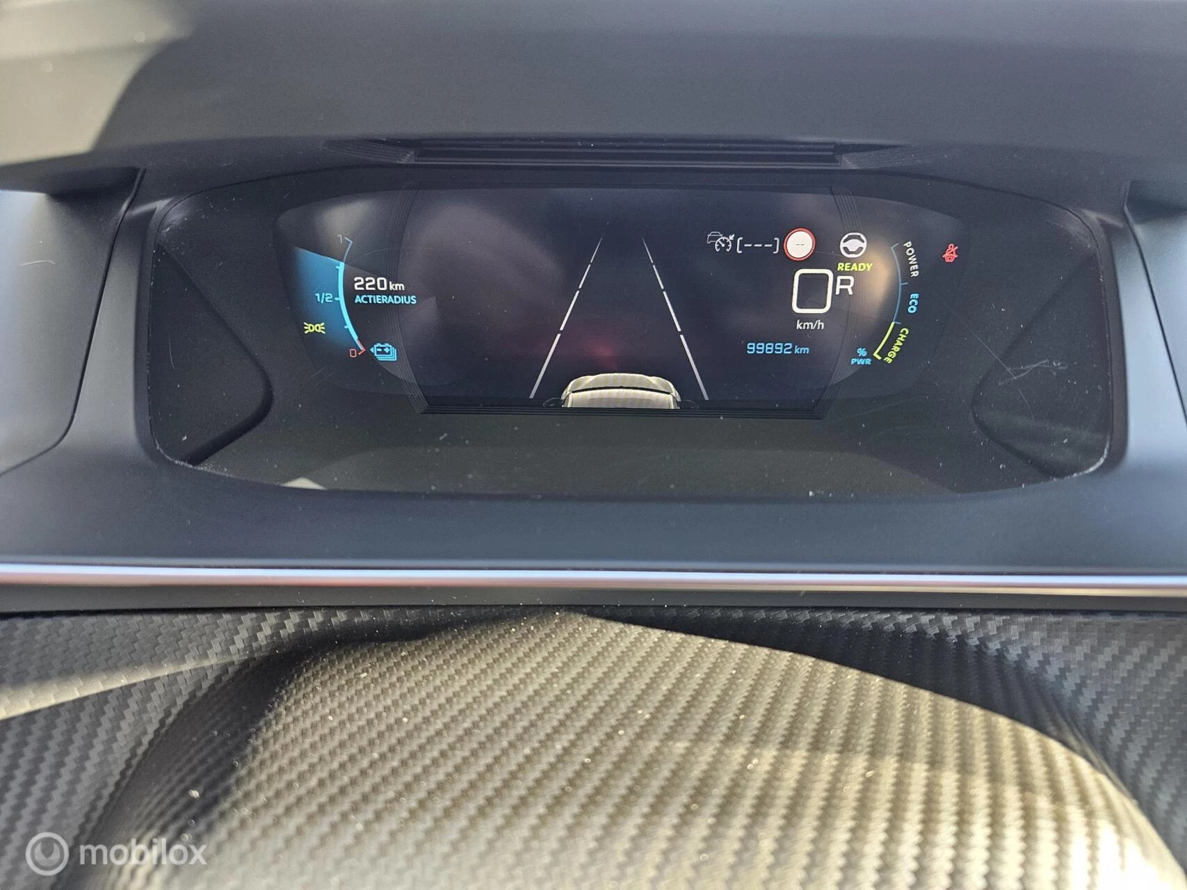 Hoofdafbeelding Peugeot e-208