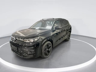 Volkswagen Tayron 1.5 eTSI 272pk DSG R-Line Edition · Camera · Panoramadak · Massage · Dodehoek Detectie · Keyless · 19'' Inch · Garantie t/m 08-12-2030 of 100.000km