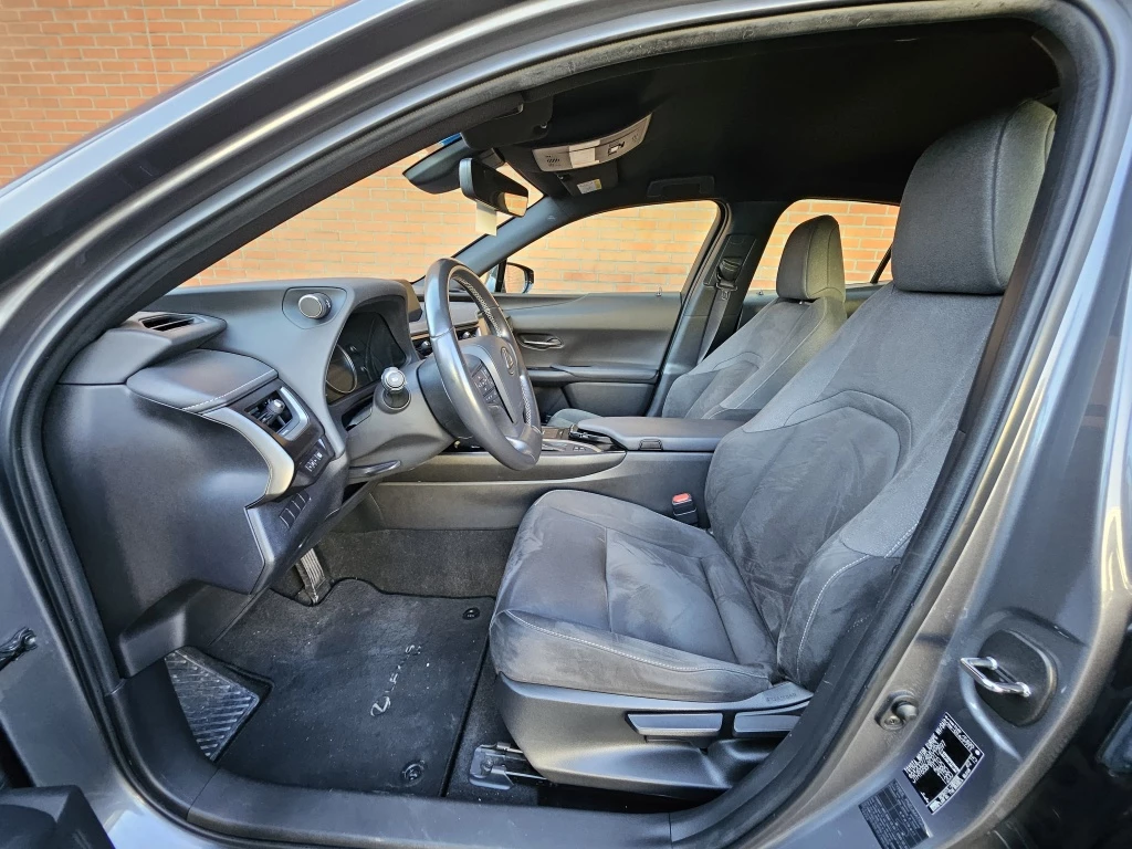 Hoofdafbeelding Lexus UX