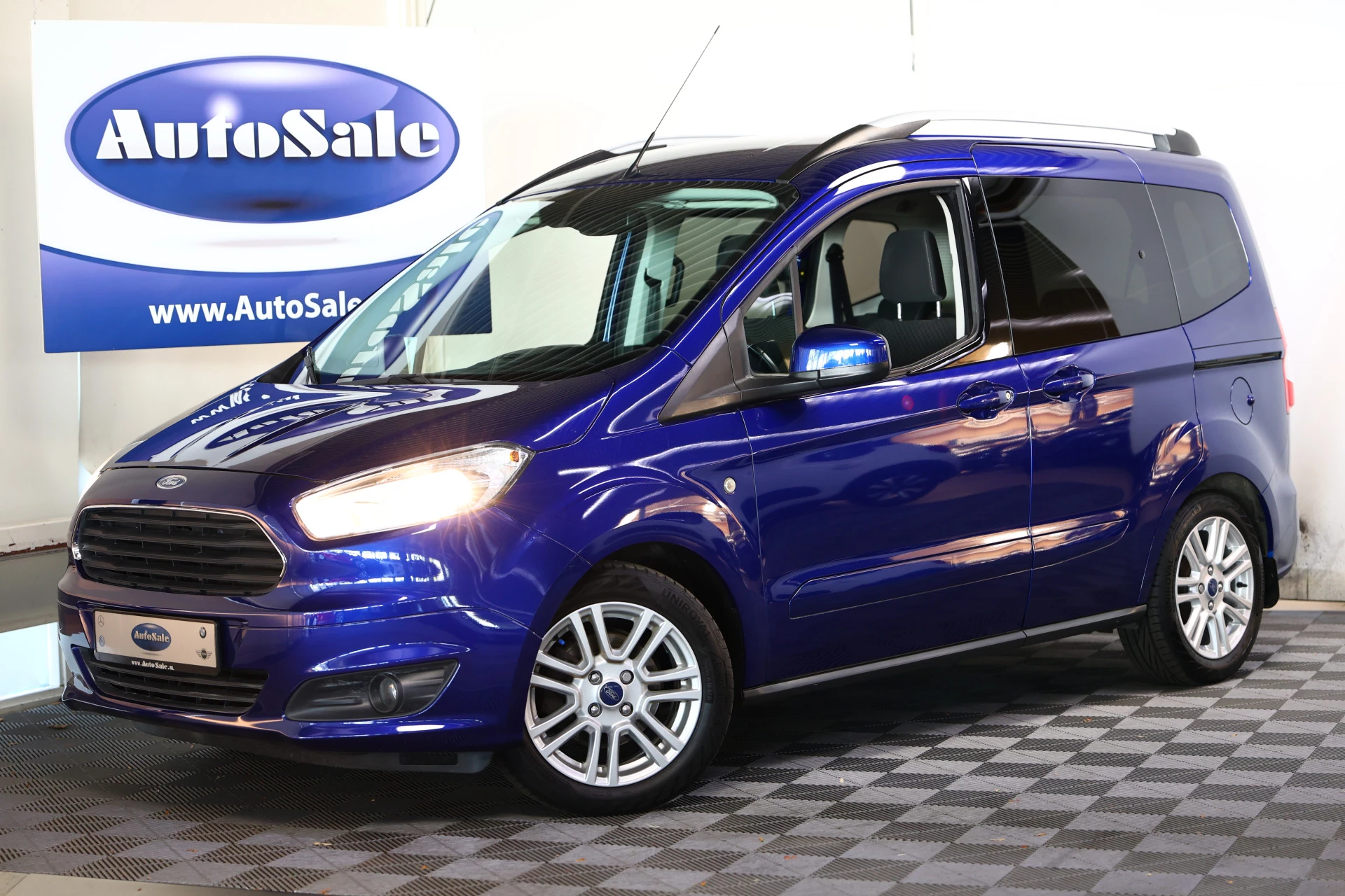 Hoofdafbeelding Ford Tourneo Courier