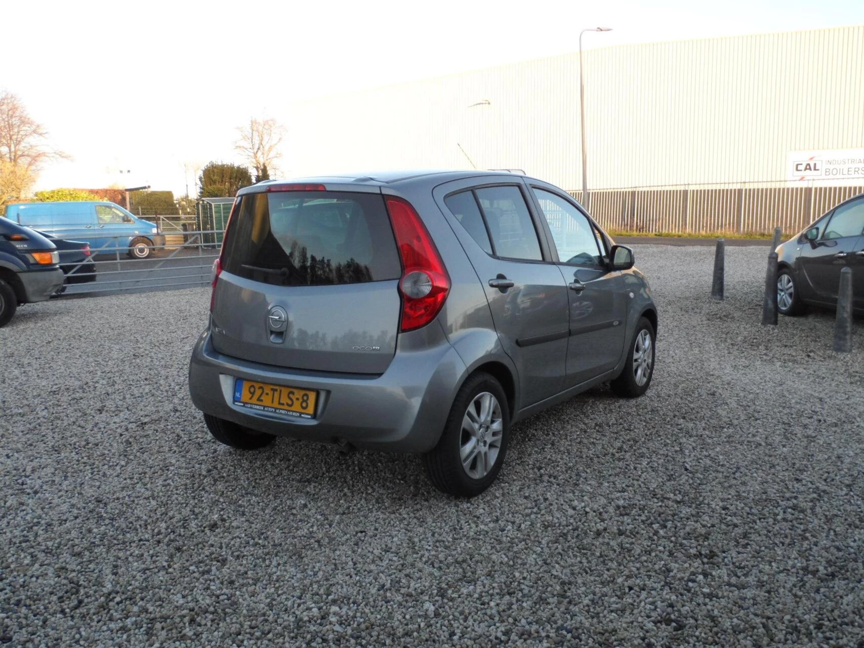 Hoofdafbeelding Opel Agila
