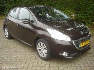 Peugeot 208 1.2 VTi  Airco Cruise.  Motor loopt onregelmatig