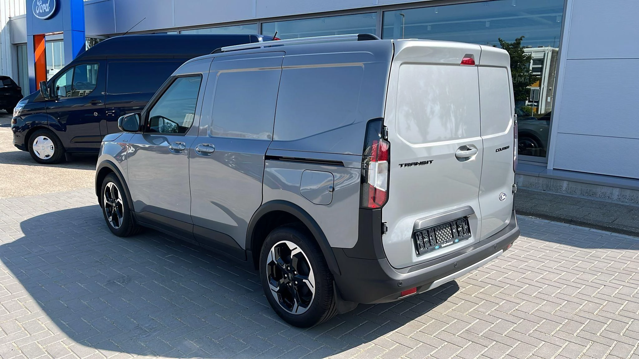 Hoofdafbeelding Ford Transit Courier