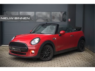 MINI Cooper Cabrio Mini 1.5 Chili | Stoelverwarming | Cruise Control | Navigatie | Parkeersensoren | Keyless | Climate Control | Black Pack | Dealer Onderhouden |