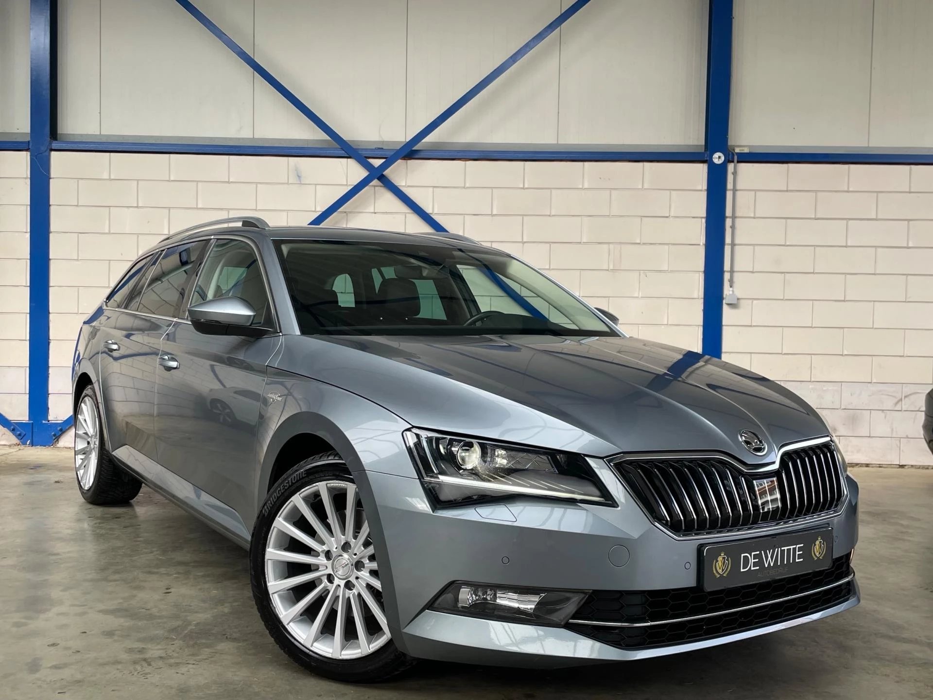 Hoofdafbeelding Škoda Superb