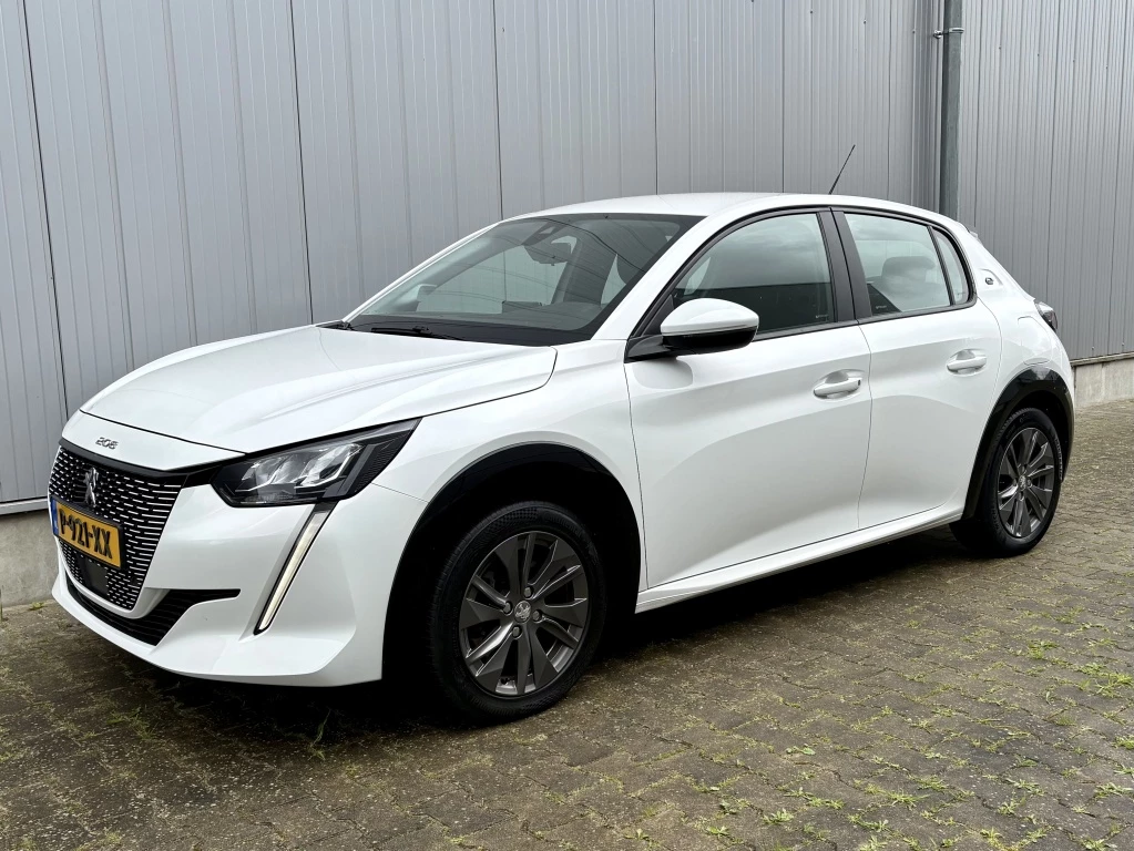 Hoofdafbeelding Peugeot e-208
