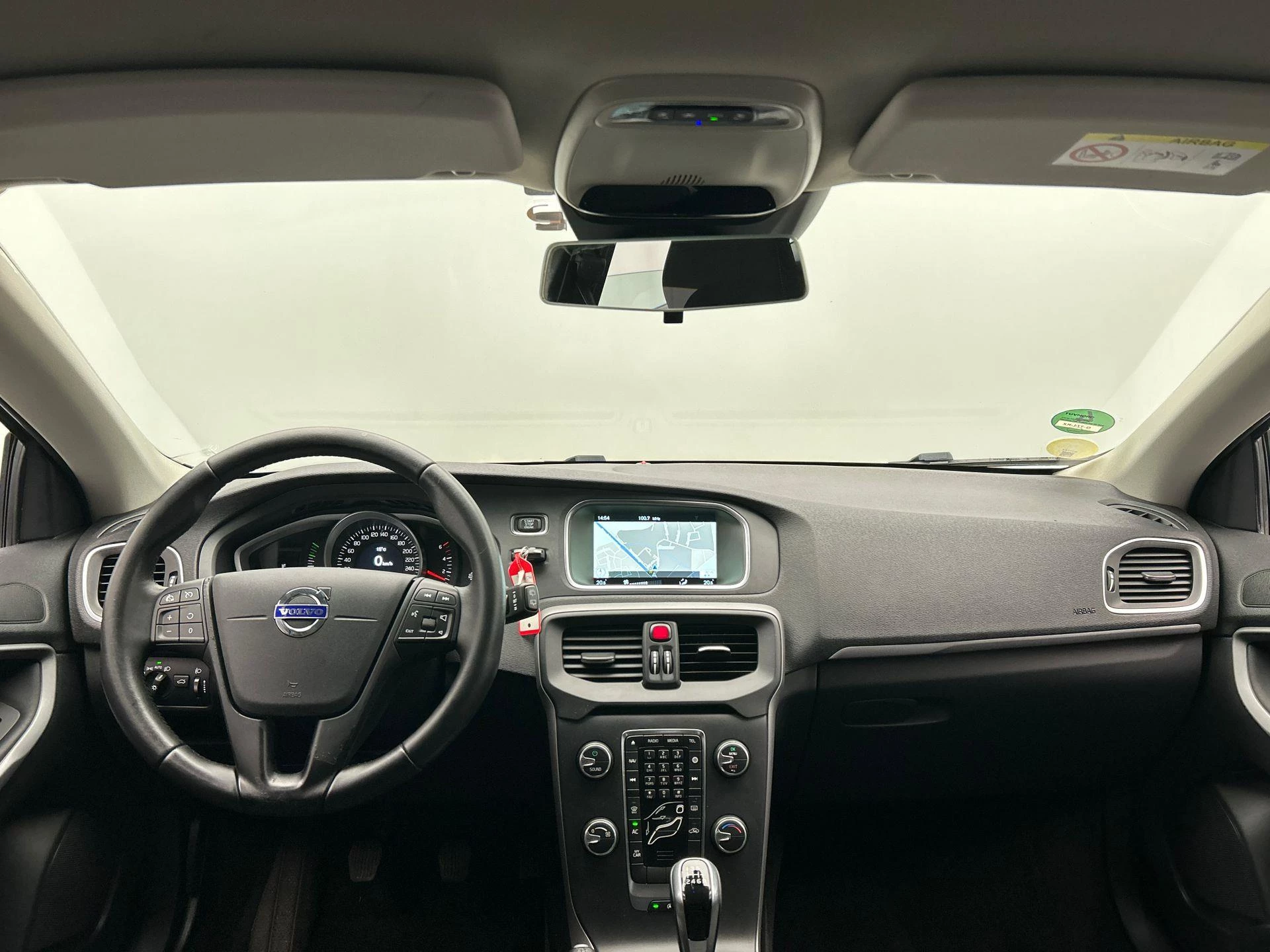 Hoofdafbeelding Volvo V40