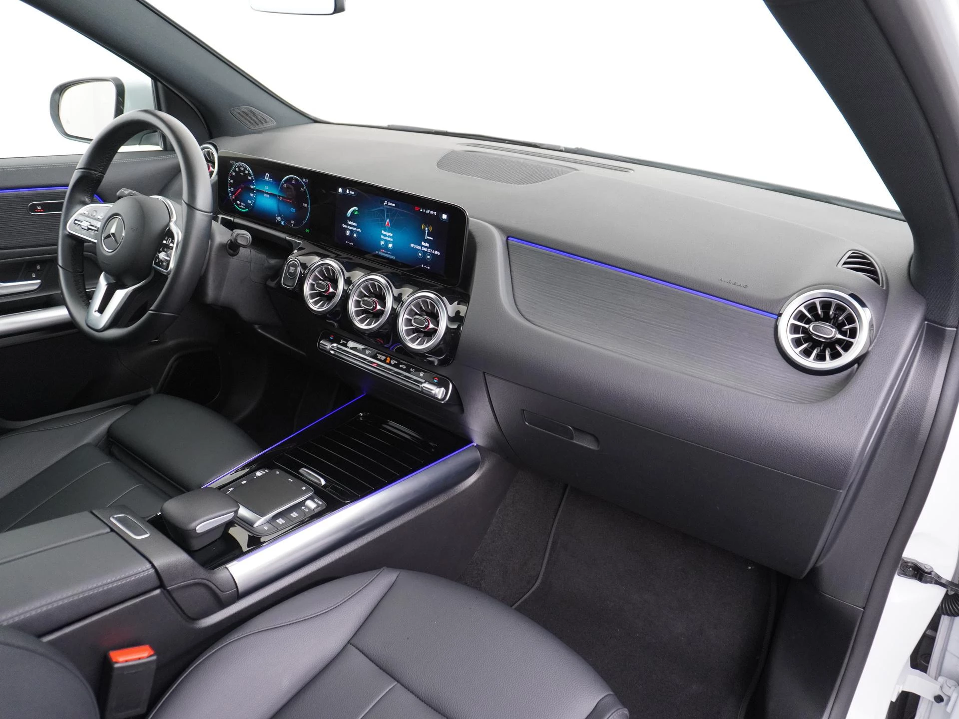 Hoofdafbeelding Mercedes-Benz EQA