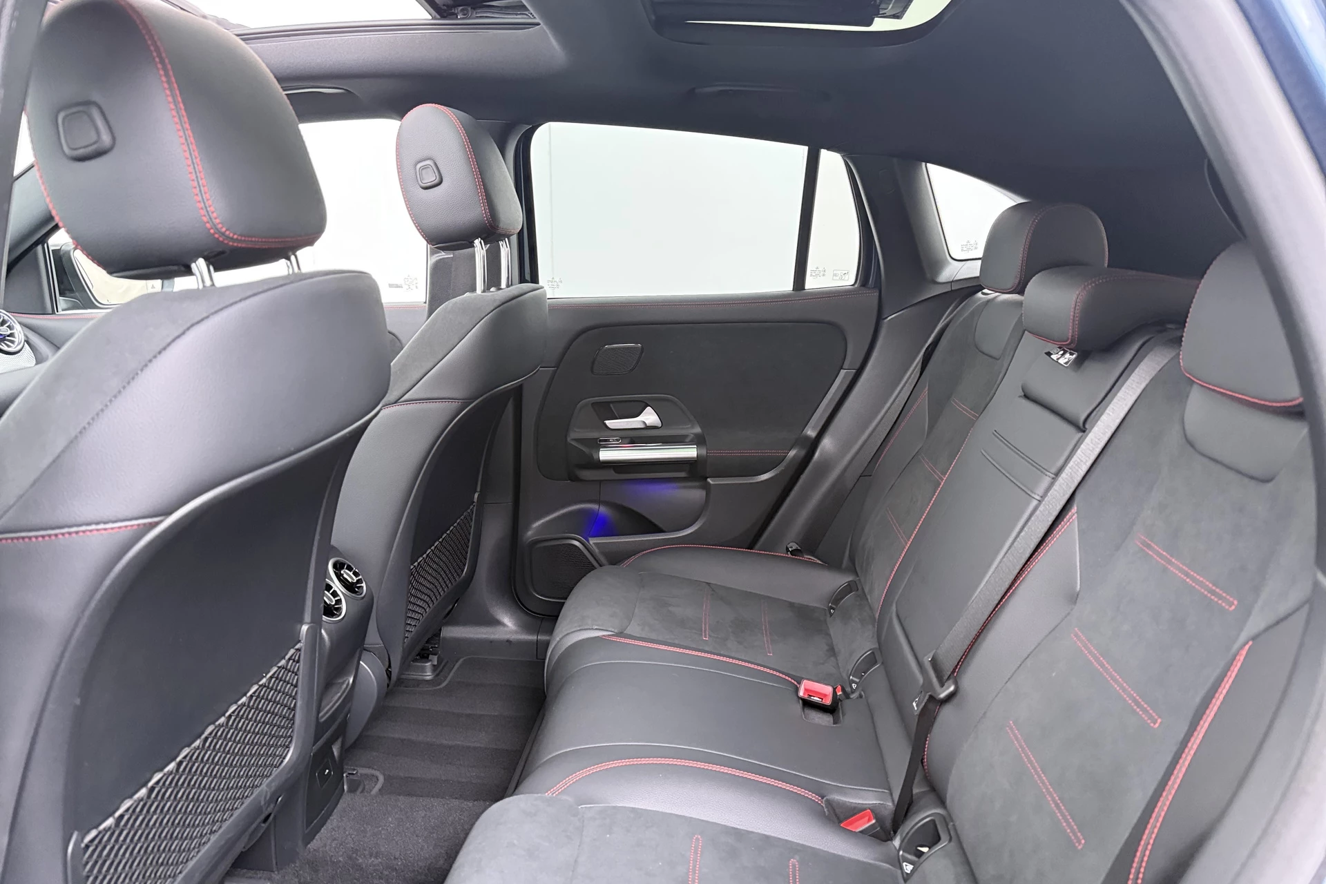 Hoofdafbeelding Mercedes-Benz EQA