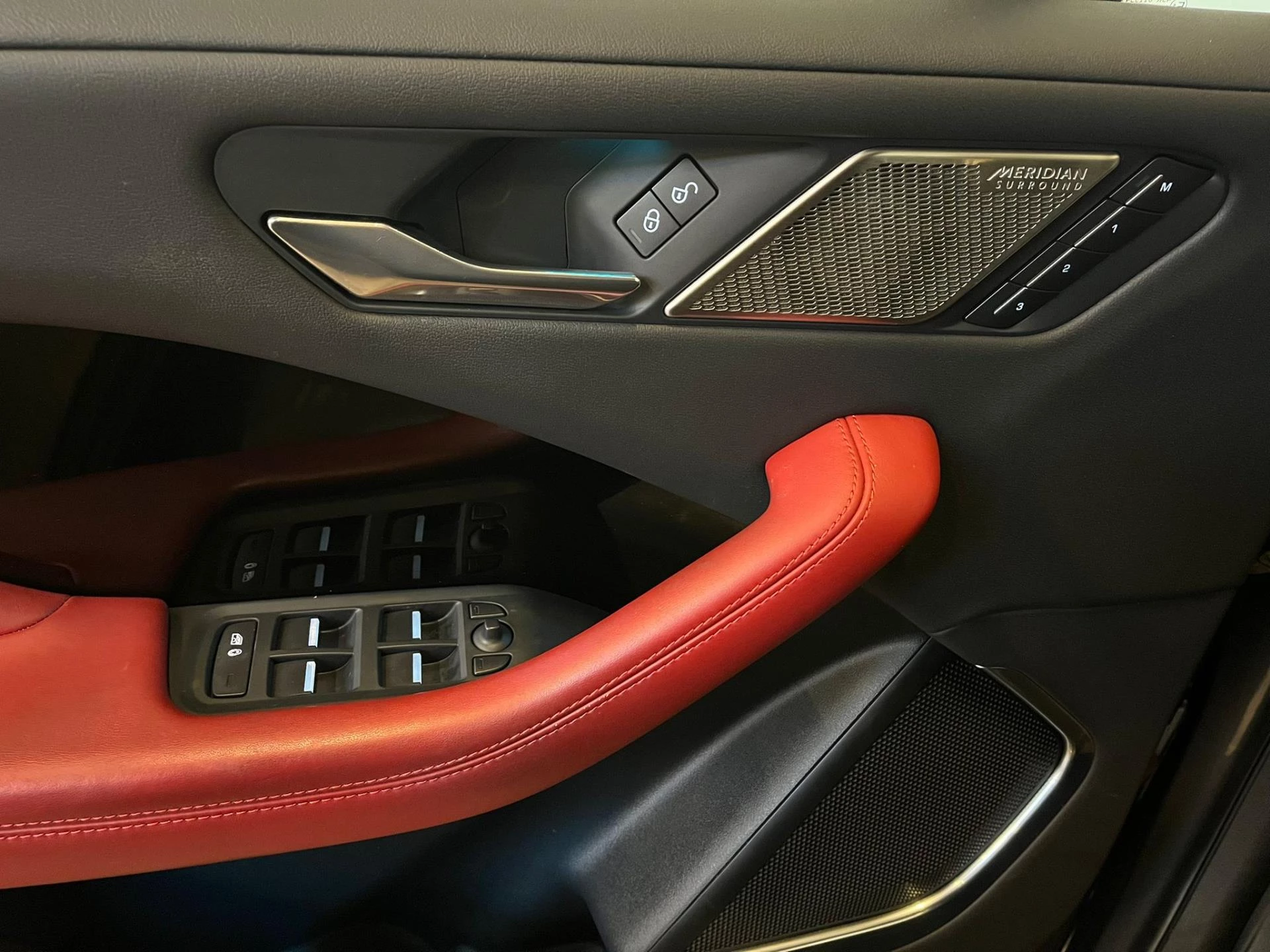 Hoofdafbeelding Jaguar I-PACE