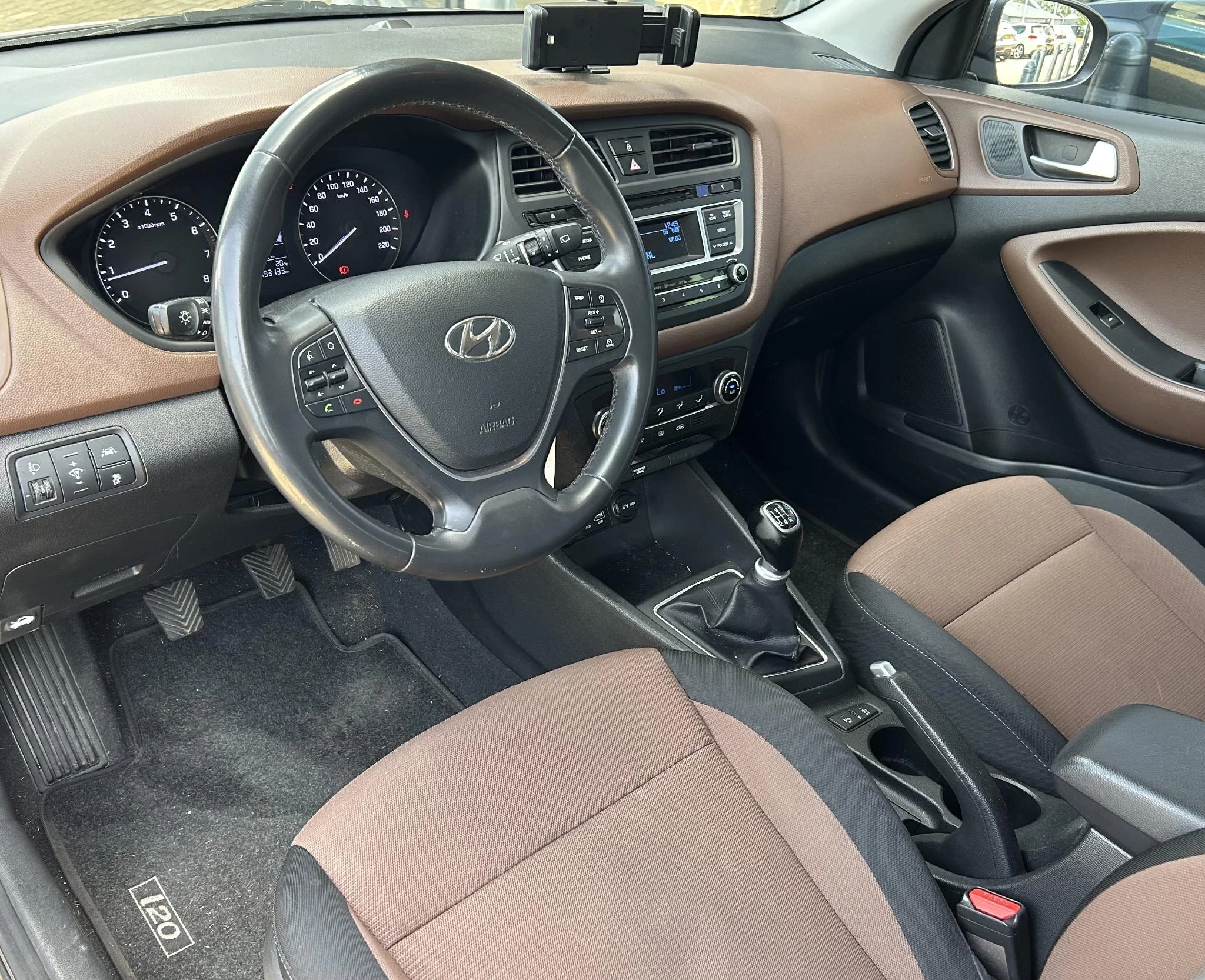 Hoofdafbeelding Hyundai i20