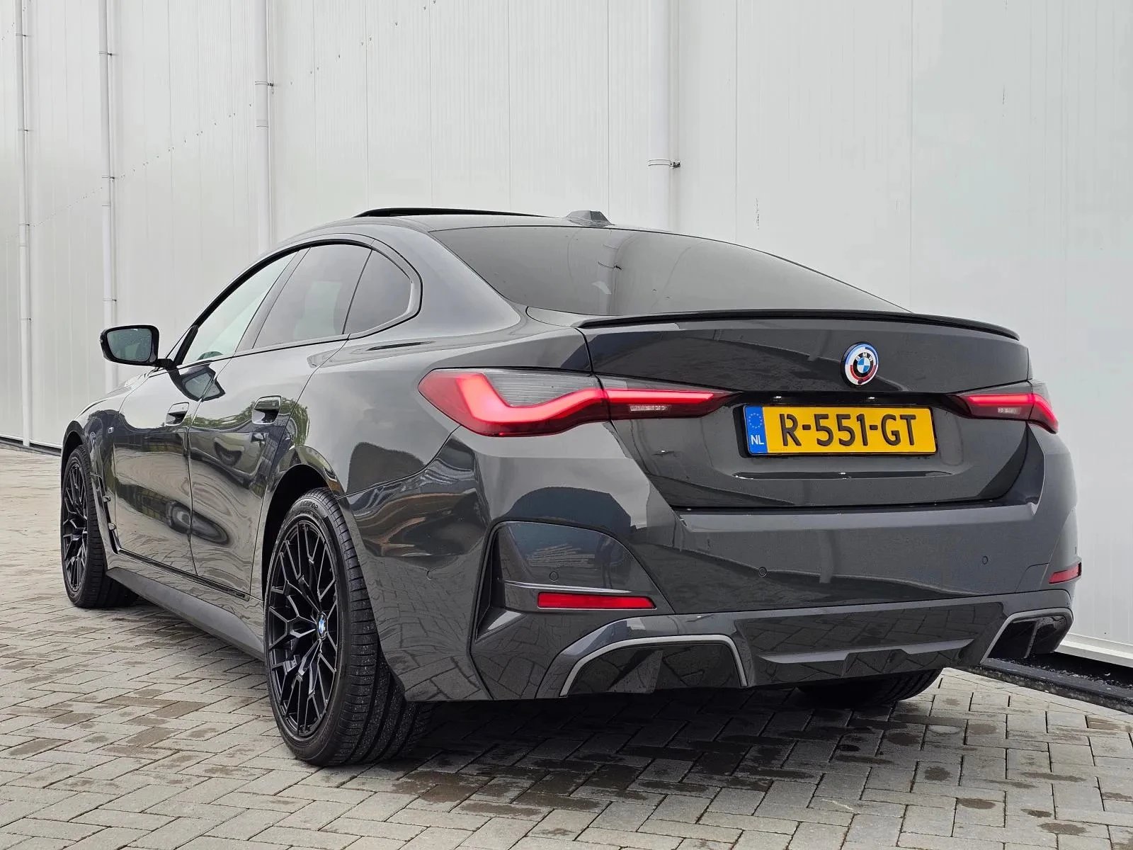 Hoofdafbeelding BMW i4