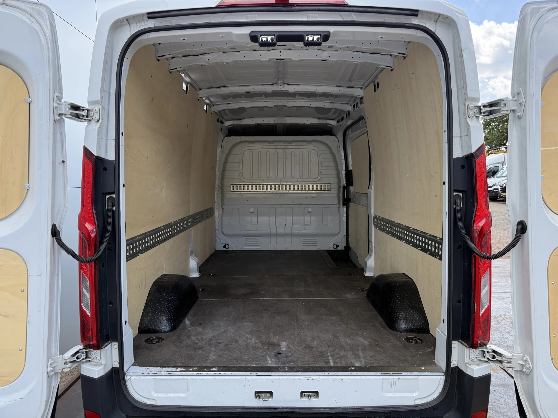 Hoofdafbeelding Maxus Deliver9