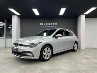 Volkswagen Golf 1.5 eTSI Lane Assist|Camera| Carplay|Cruise|