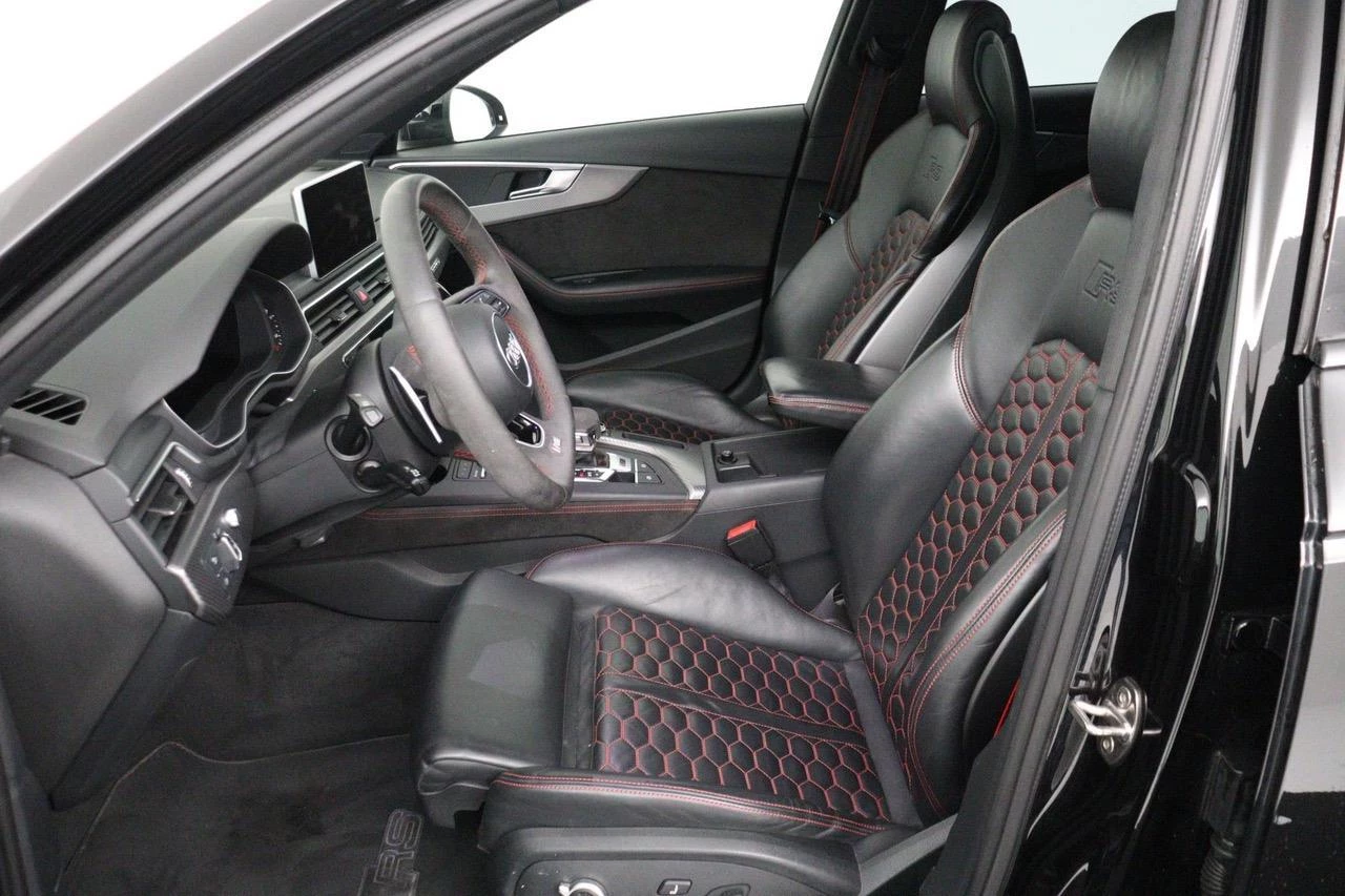 Hoofdafbeelding Audi RS4