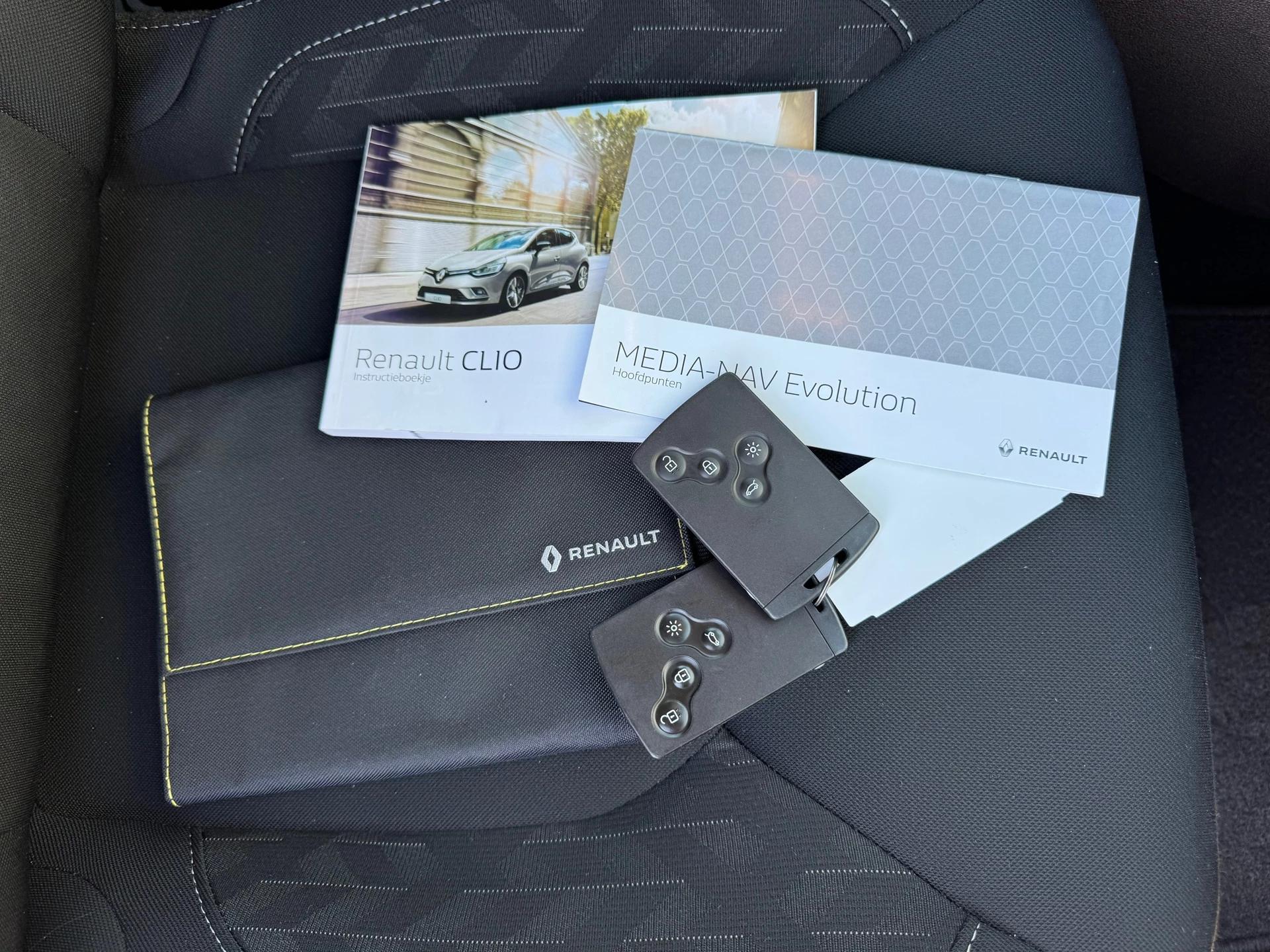 Hoofdafbeelding Renault Clio