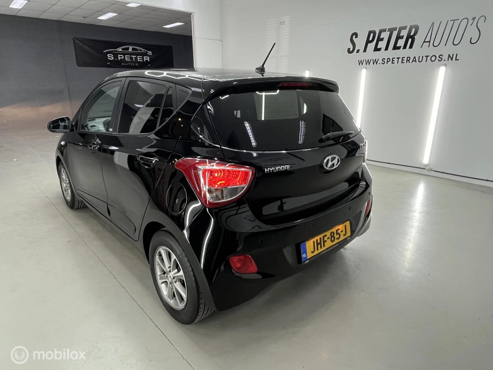 Hoofdafbeelding Hyundai i10