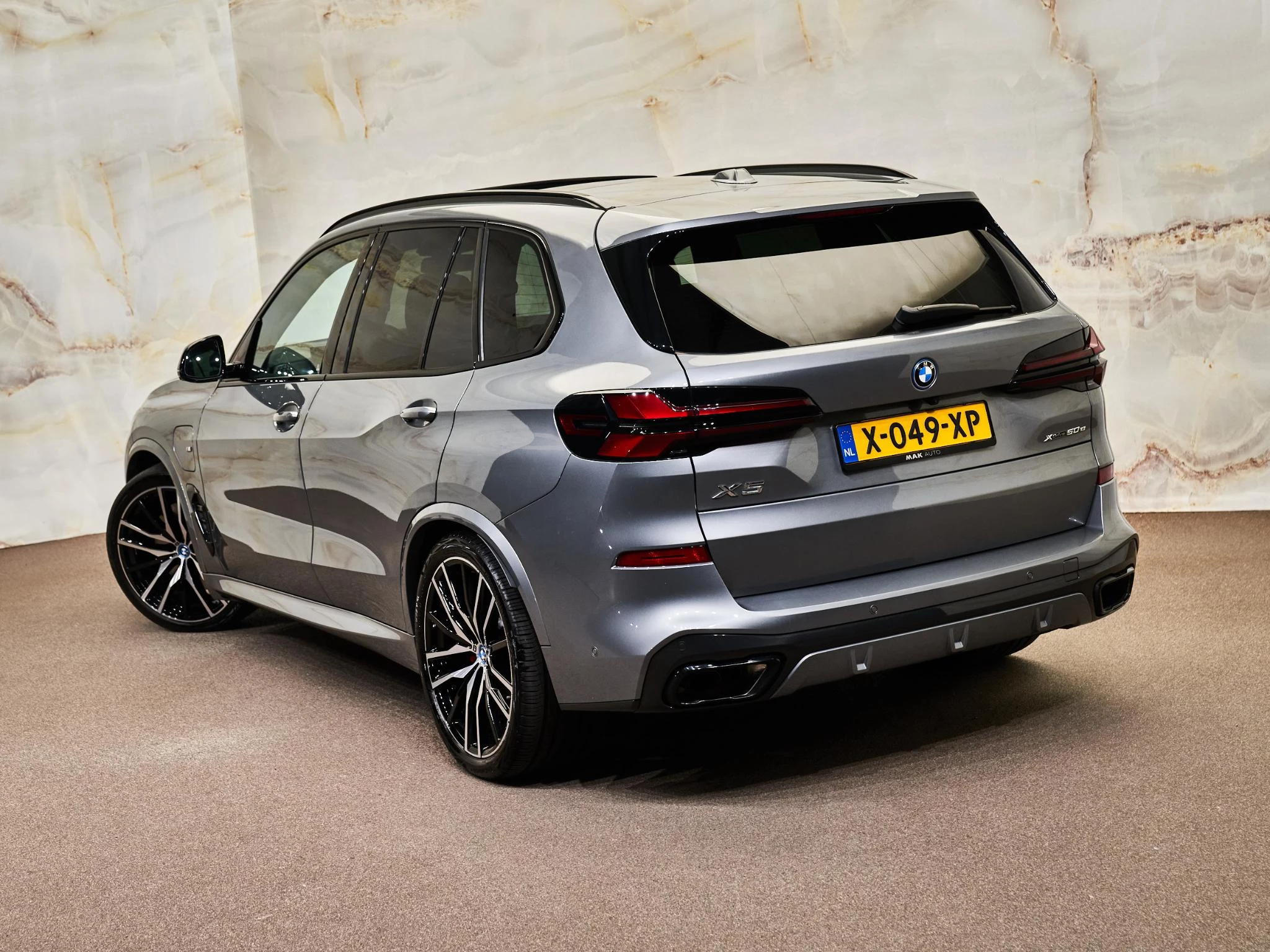 Hoofdafbeelding BMW X5