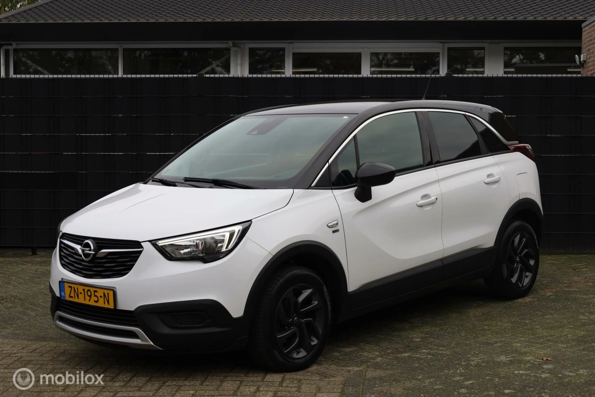 Hoofdafbeelding Opel Crossland X