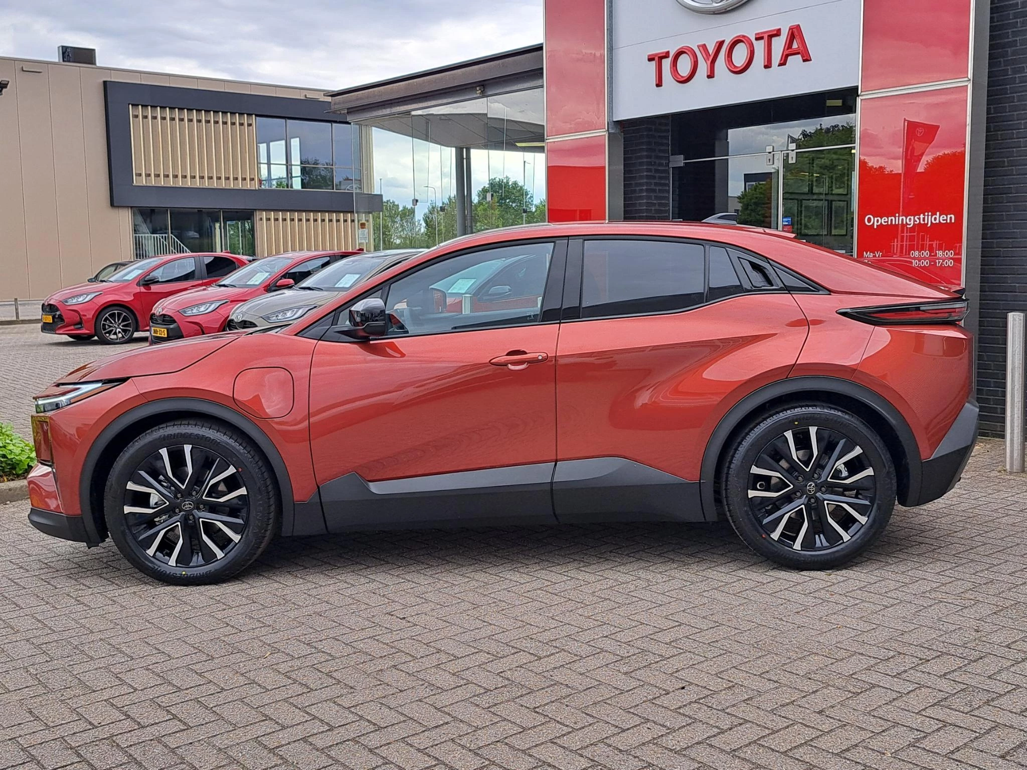 Hoofdafbeelding Toyota C-HR+